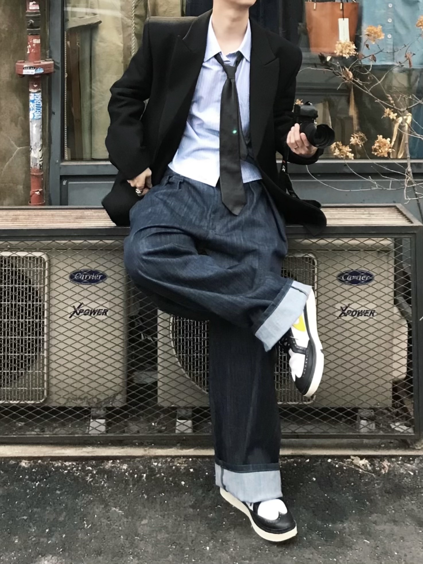 Nike x Peaceminusone Kwondo1 Black and White, Peaceminusone x Joopiter Five-Panel Baseball Cap White Purple 착용 스타일 - 3