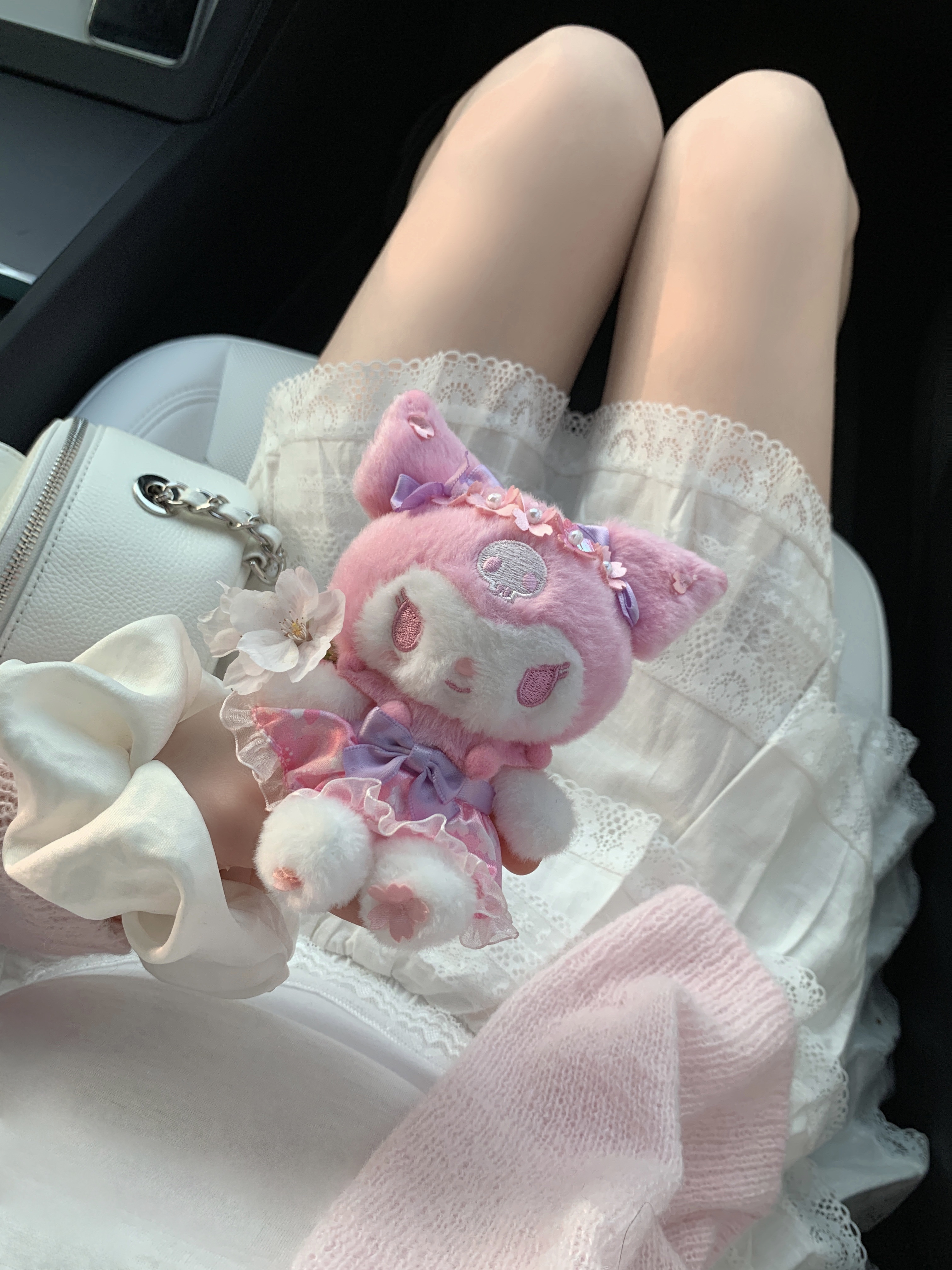 Sanrio Kuromi Sakura Dress Series Mascot Holder 착용 스타일 - 1