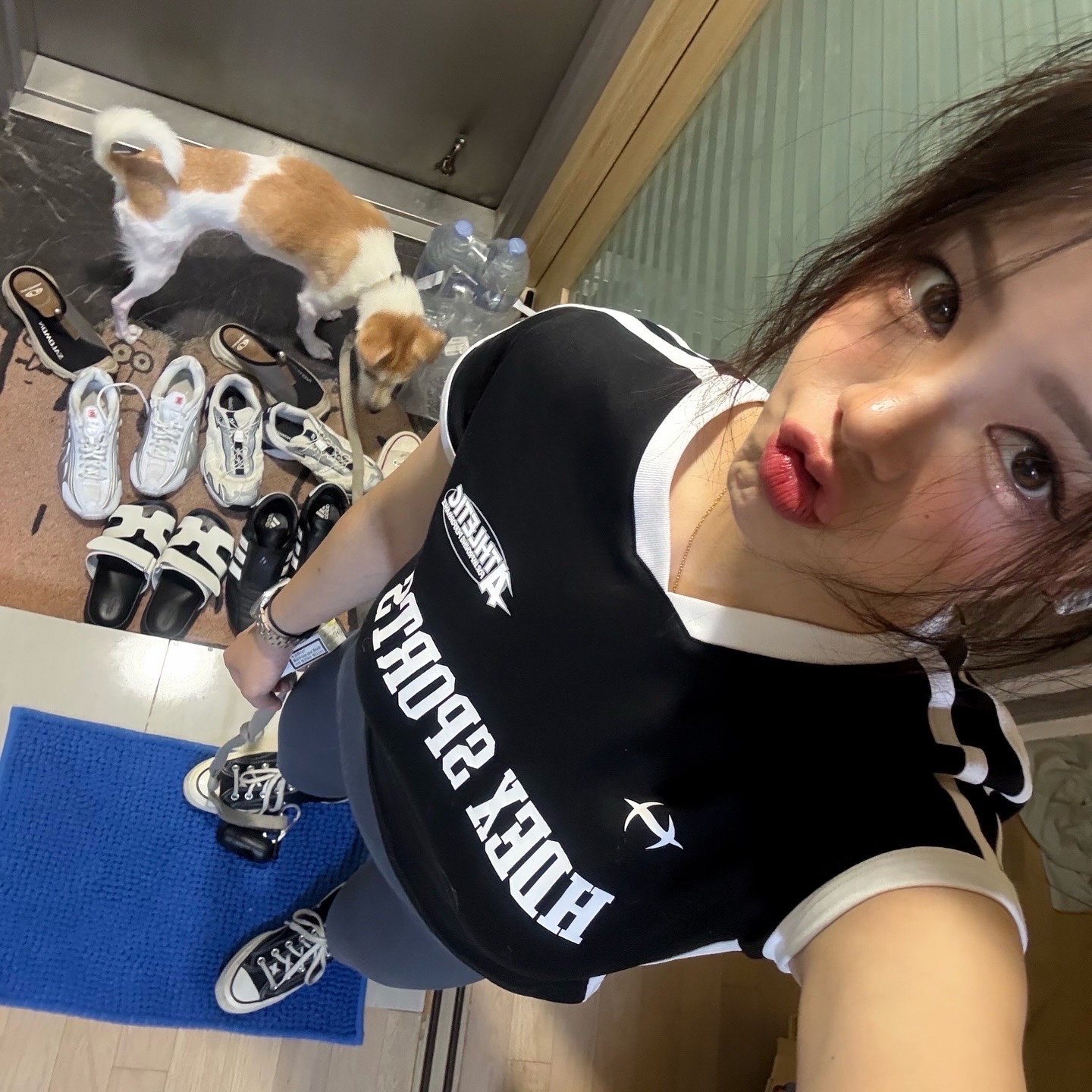 Converse Chuck Taylor All Star Hi Black, HDEX Womens Sporty Ringer V-Neck Short Sleeve Black 착용 스타일 - 1