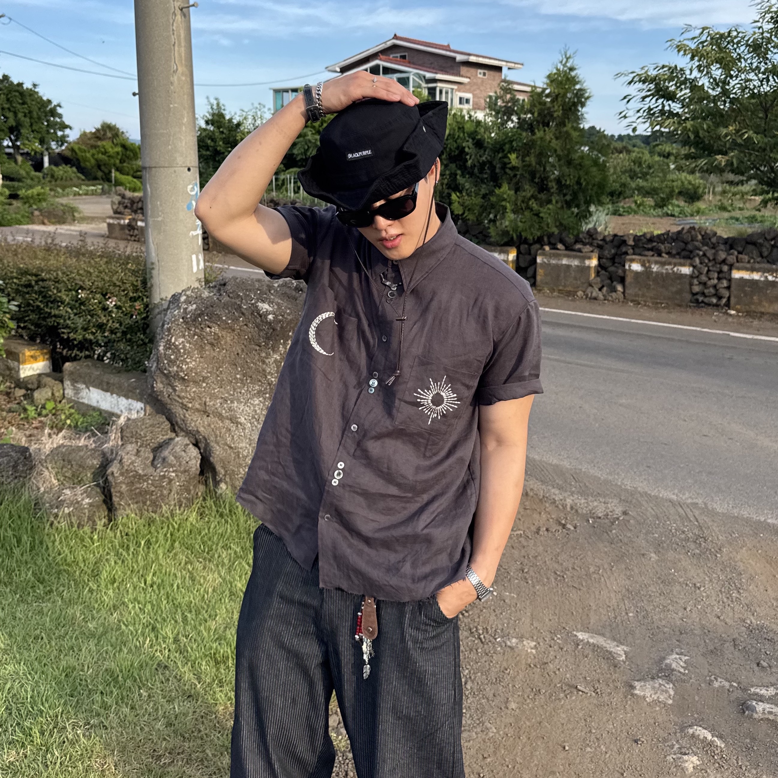Ogarp Signature Concho Keychain Ver.2, Ogarp Concho Wrist Belt Black 착용 스타일 - 1