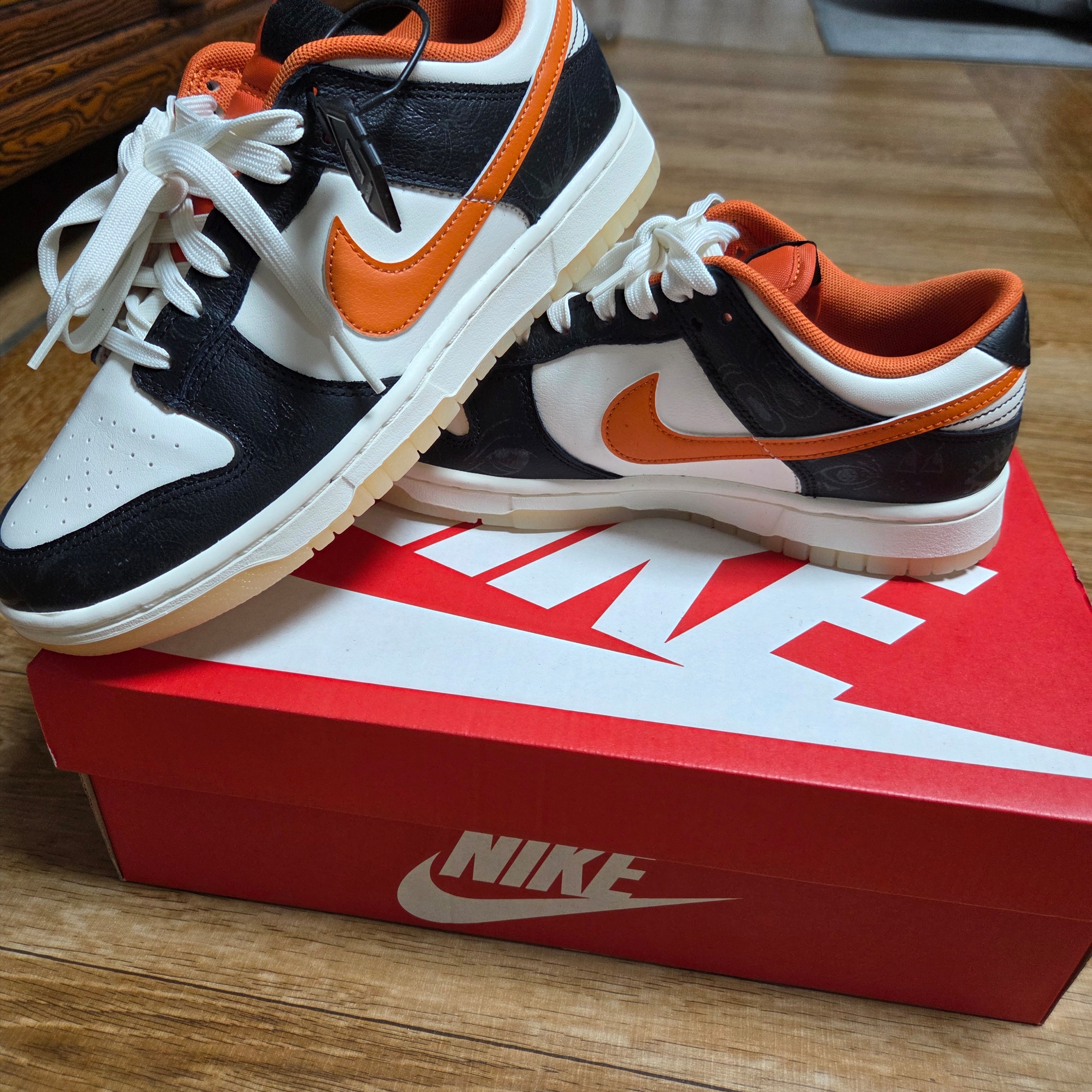 Nike Dunk Low Retro PRM Halloween 착용 스타일 - 1