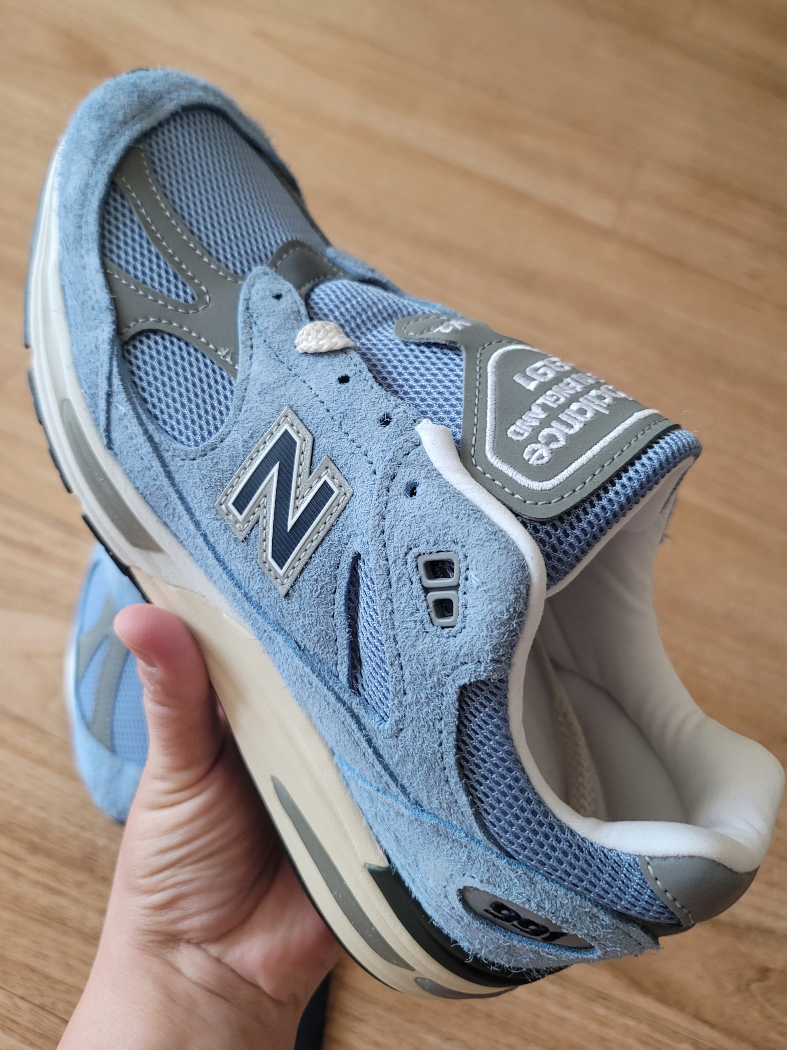 New Balance 991v2 Made in UK Celestial Blue Faded Denim 착용 스타일