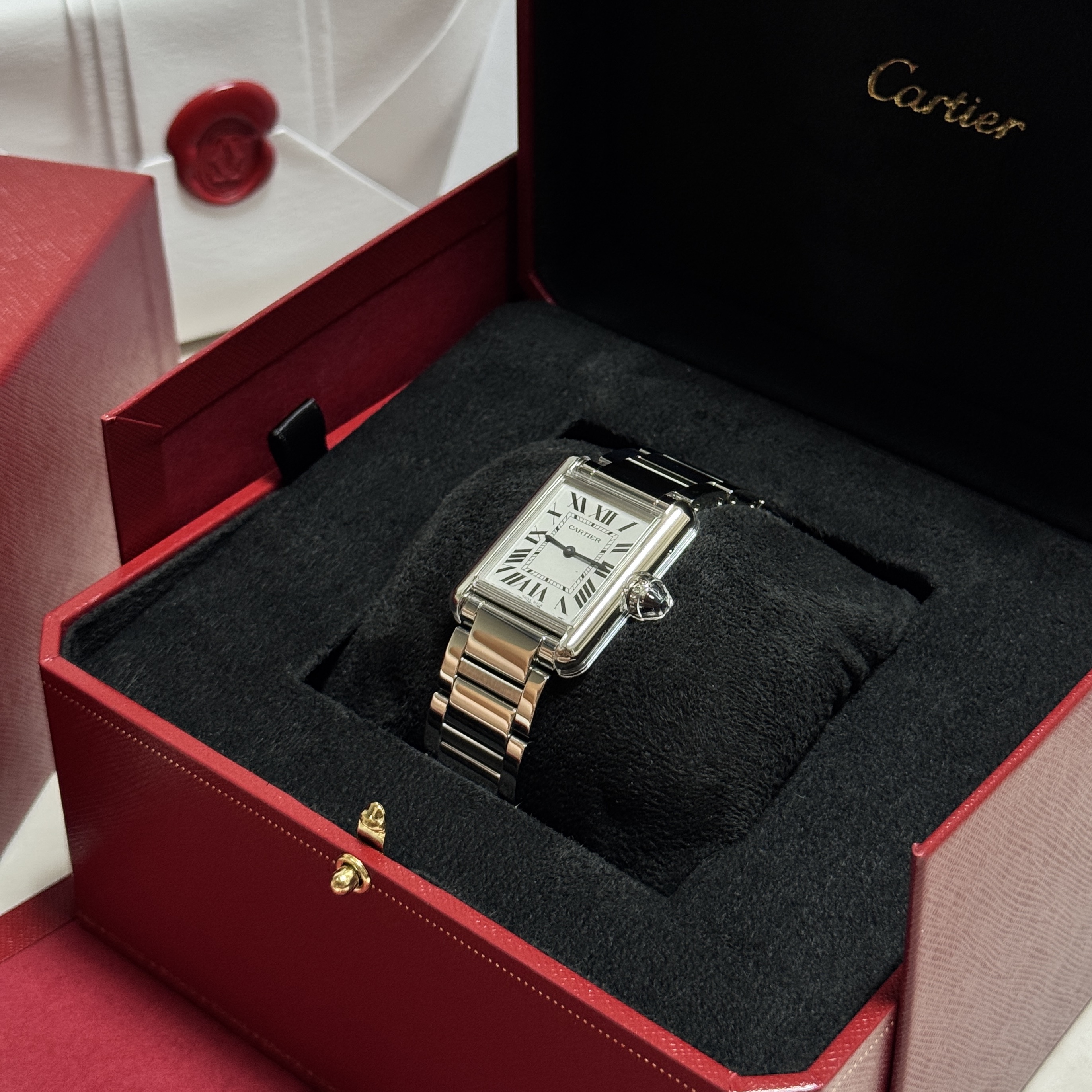 Cartier Tank Must Watch Large Quartz Steel Bracelet Steel 착용 스타일 - 1