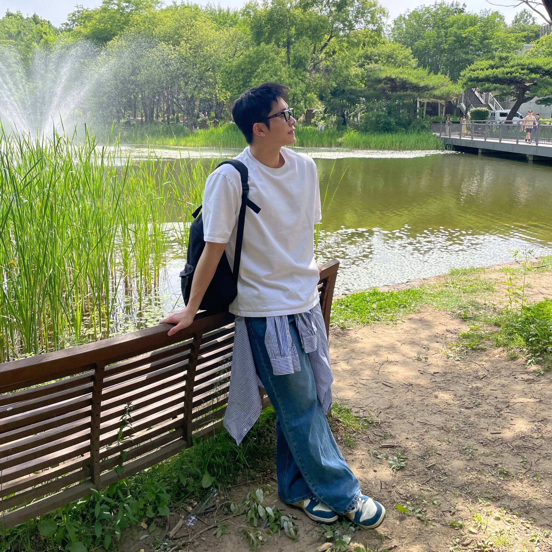 Play Comme des Garcons Striped Black Heart Shirt Blue, Nike x Kasina Dunk Low 80's Bus 착용 스타일