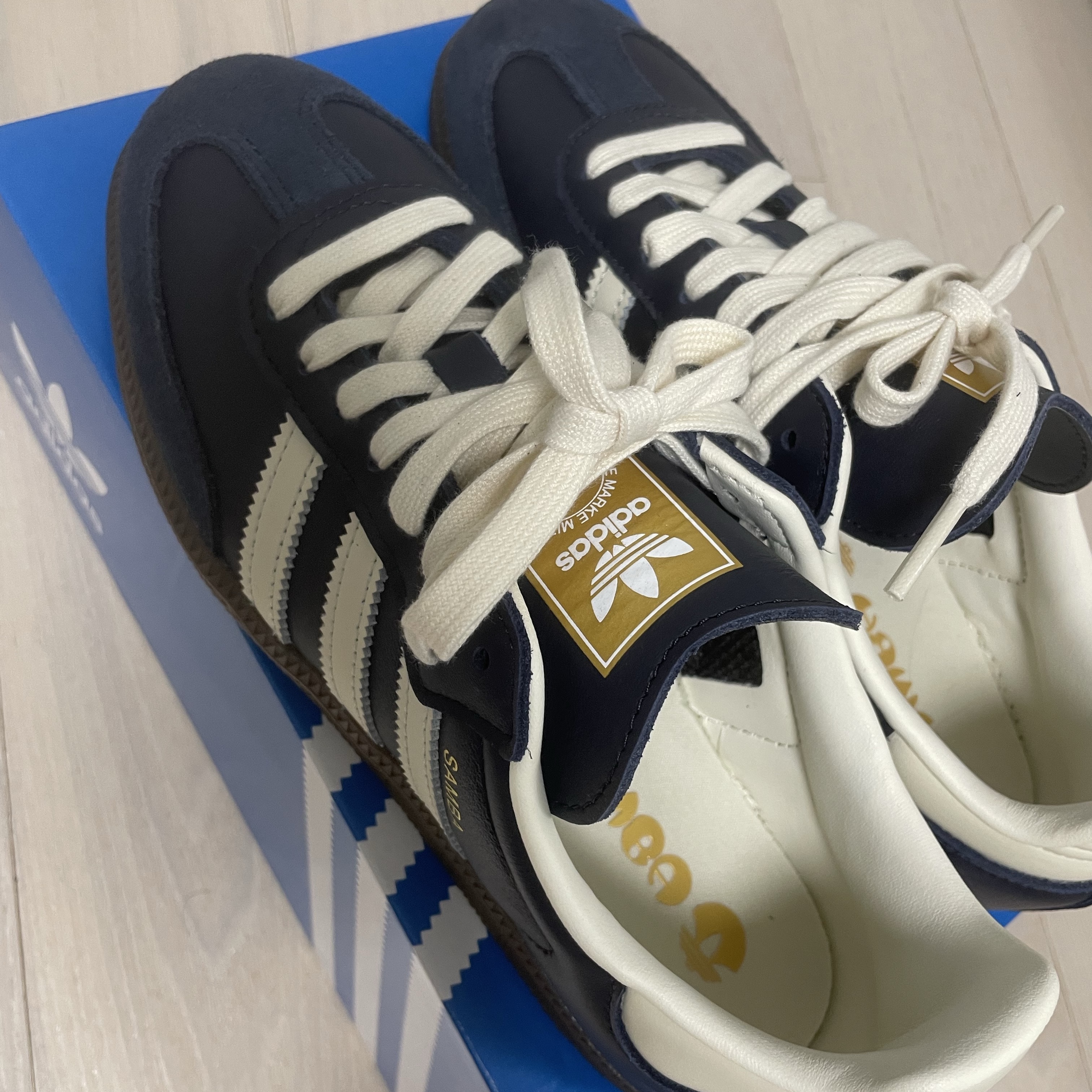 Adidas Samba OG Night Navy Cream White 착용 스타일