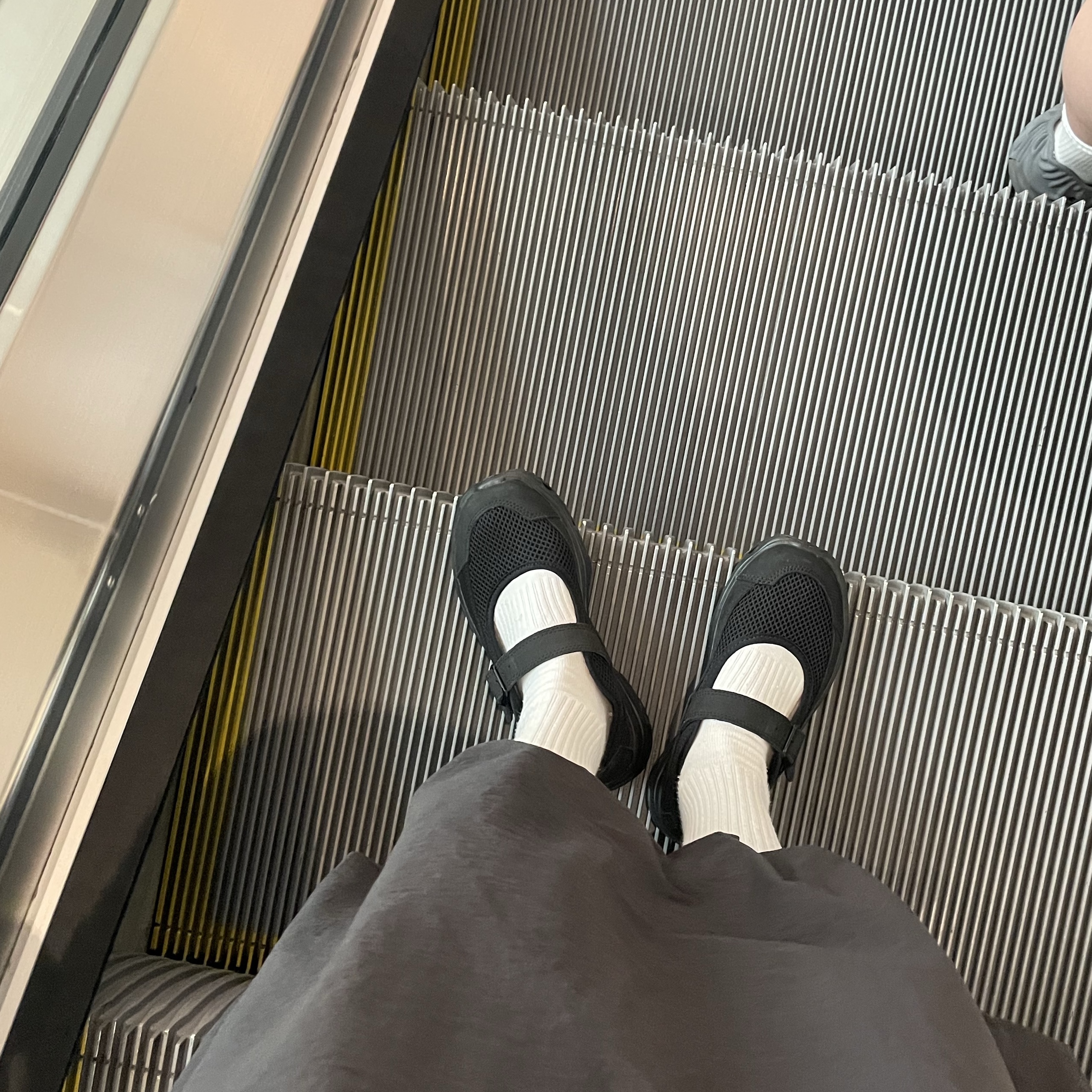 Salomon RX Marie Jeanne Black 착용 스타일