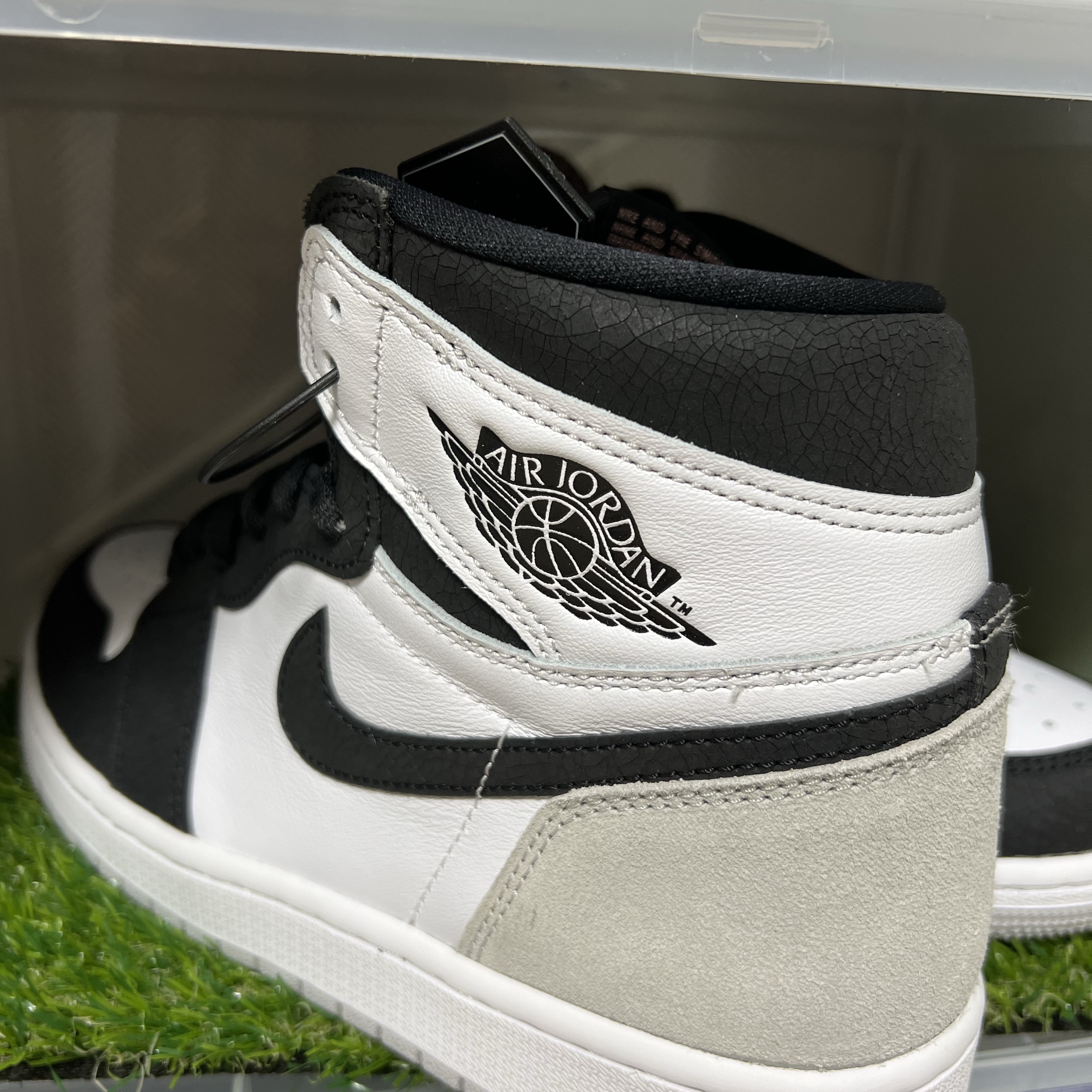 Jordan 1 Retro High OG Bleached Coral 착용 스타일
