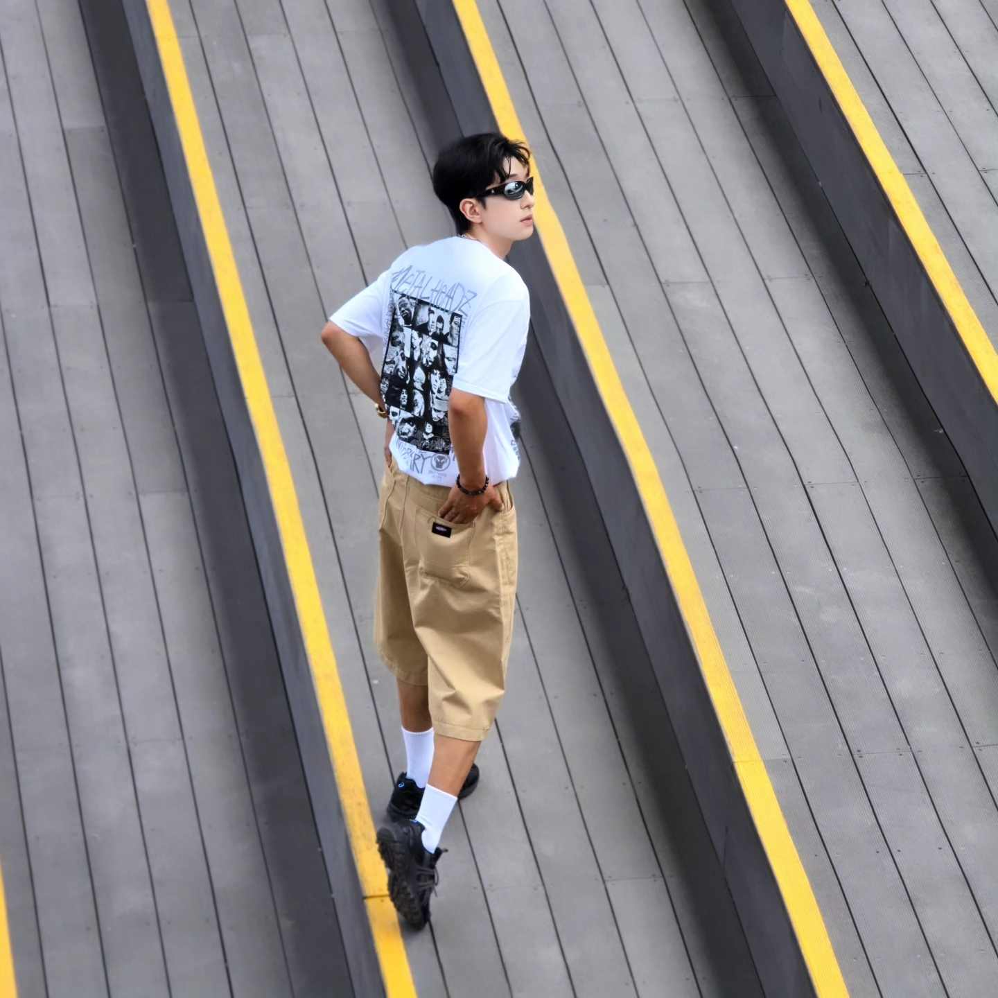 Stussy x Goldie Metalheadz 30 T-Shirt White, Asics Gel-Sonoma 15-50 Black Obsidian Grey 착용 스타일 - 4