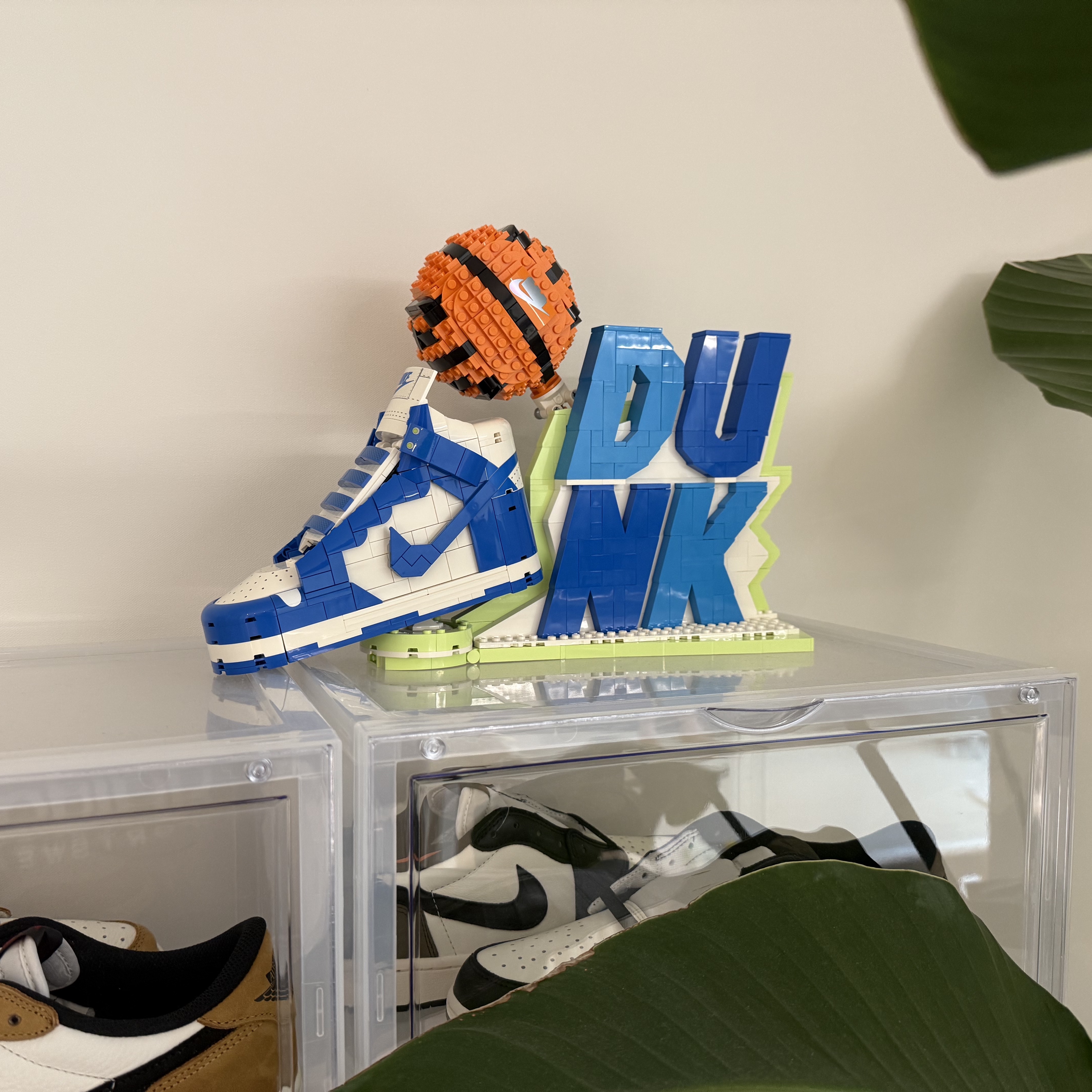 Lego x Nike Dunk Set 착용 스타일