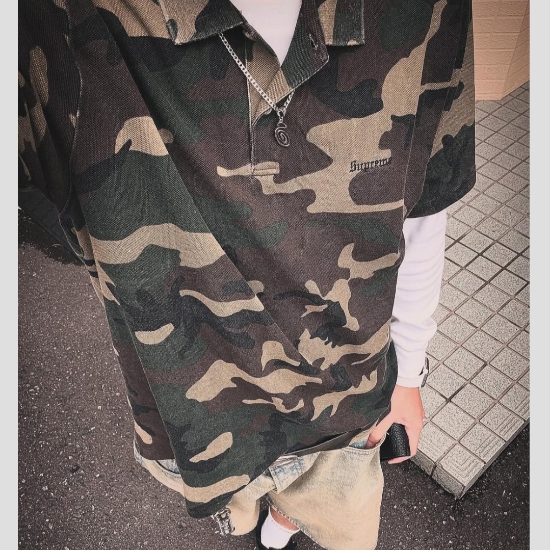 Supreme Washed Camo Polo Woodland Camo - 25SS 착용 스타일 - 1