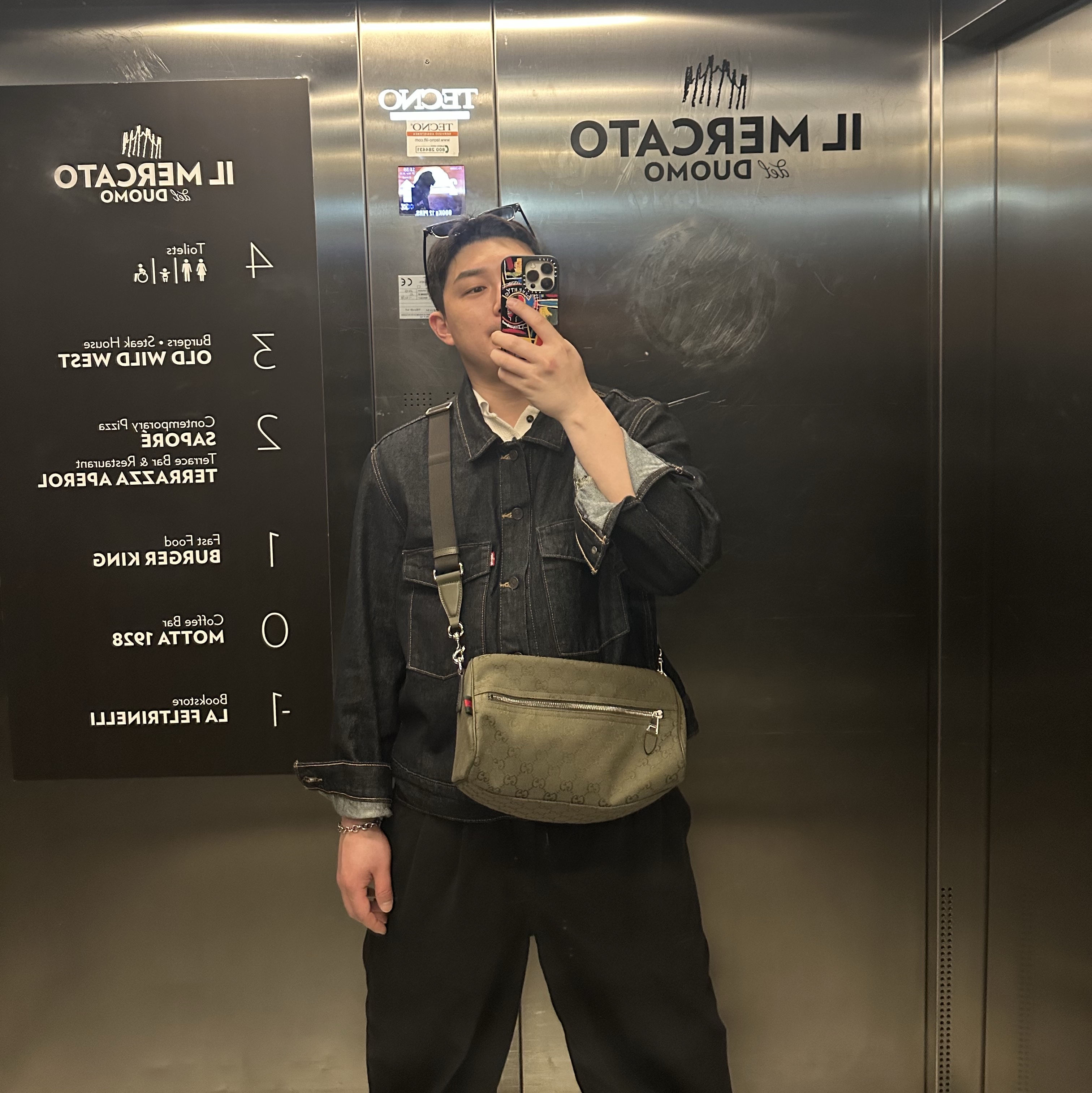 Levi's LVC 1953 TYPE II Jacket Rigid Indigo, Gucci GG Canvas Small Boston Bag Forest Green 착용 스타일