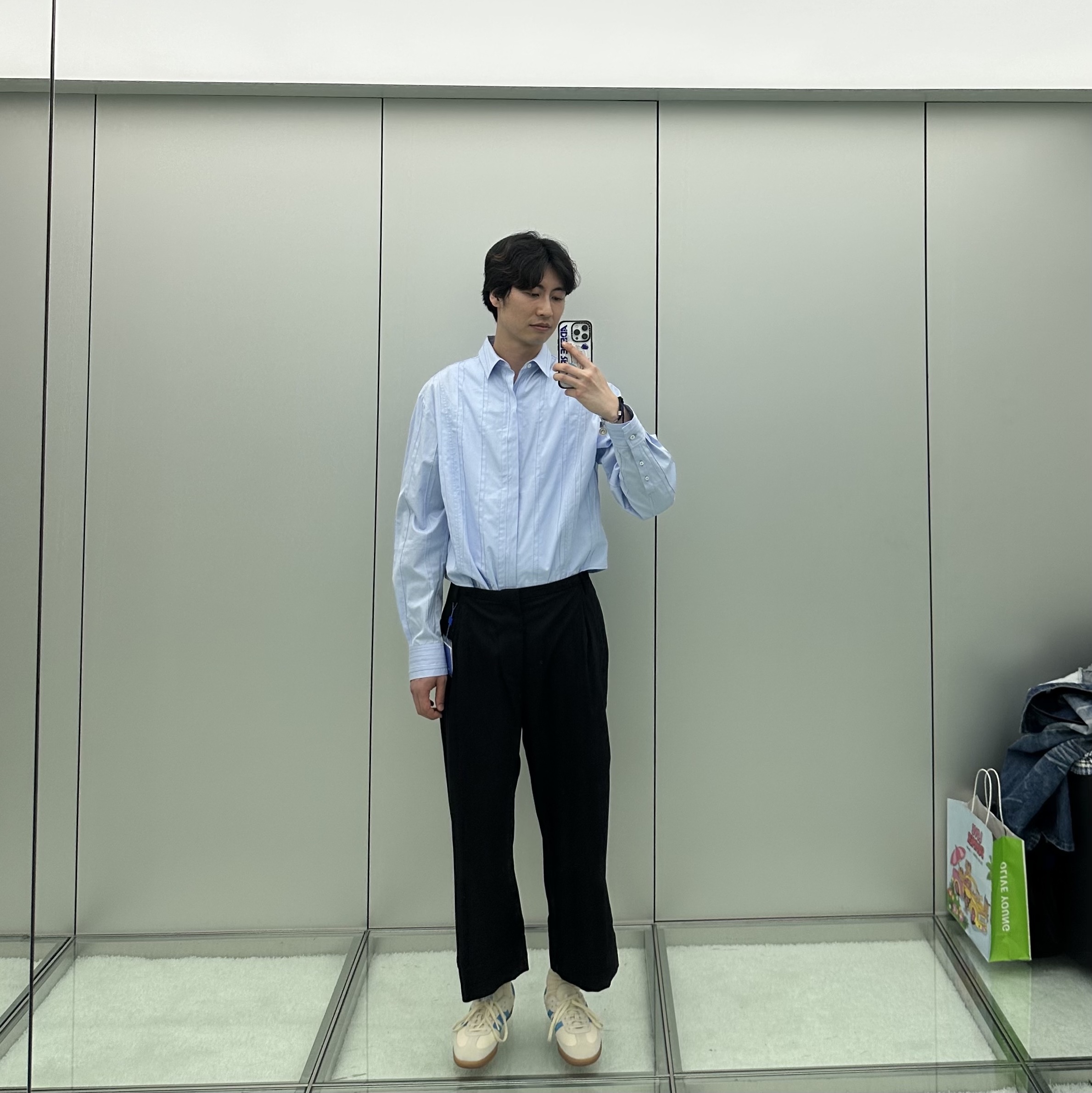 Ader Error Cartif Shirt Z-Blue, Adidas x Sporty & Rich Samba Cream Blue 착용 스타일 - 4