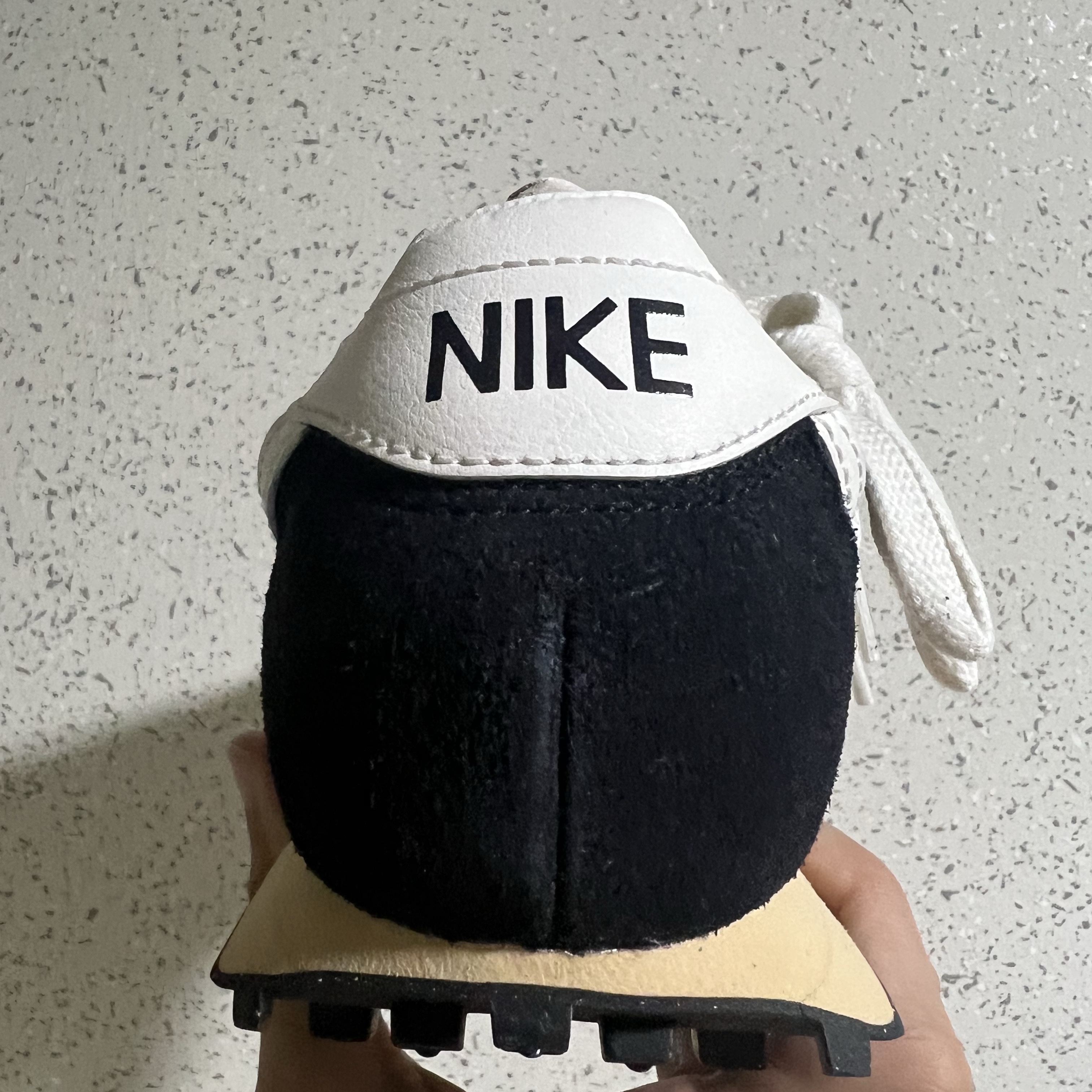 Nike LD-1000 SP Black and Sail 착용 스타일 - 2