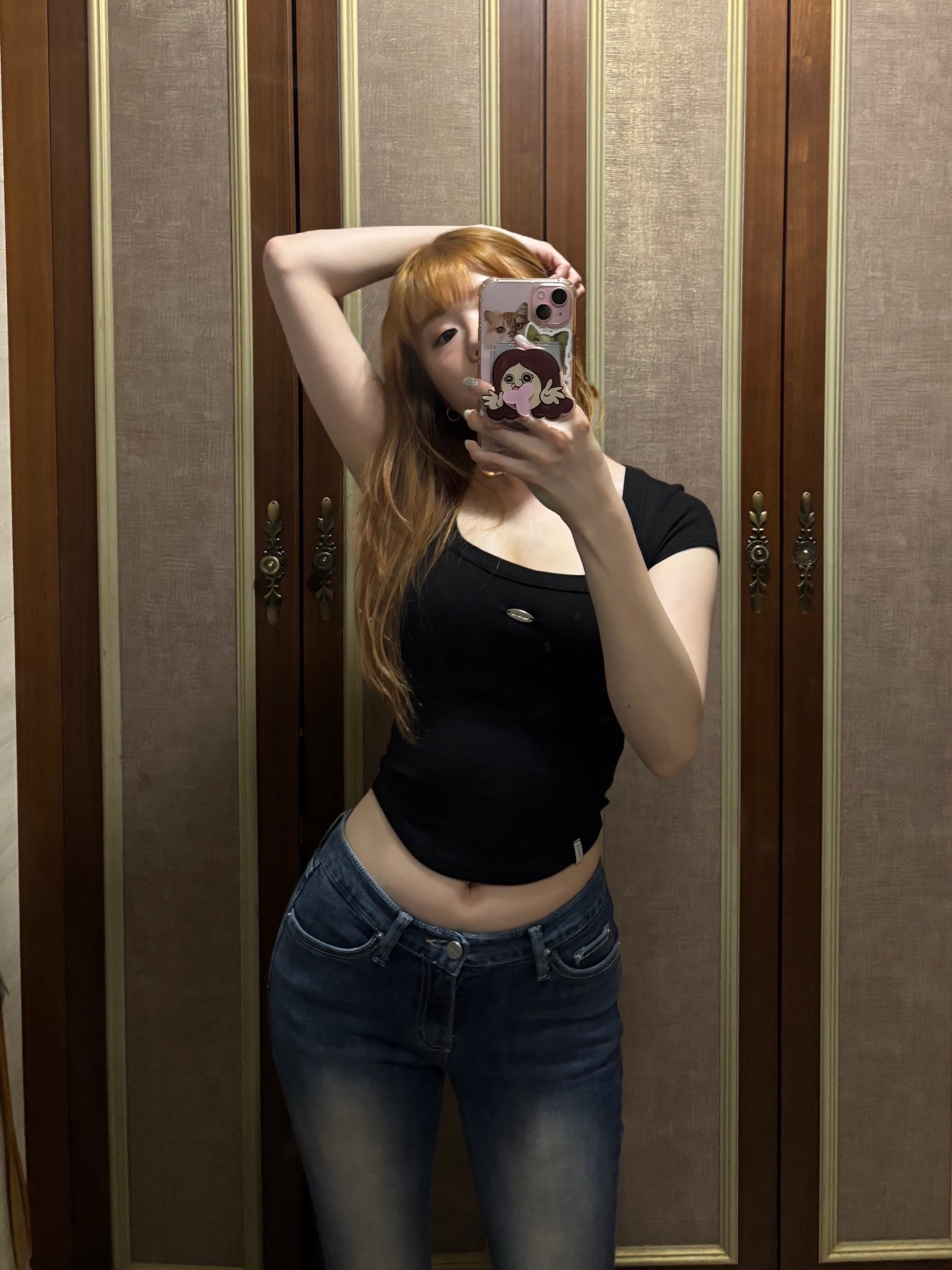 Oofos OOriginal Black 착용 스타일 - 6