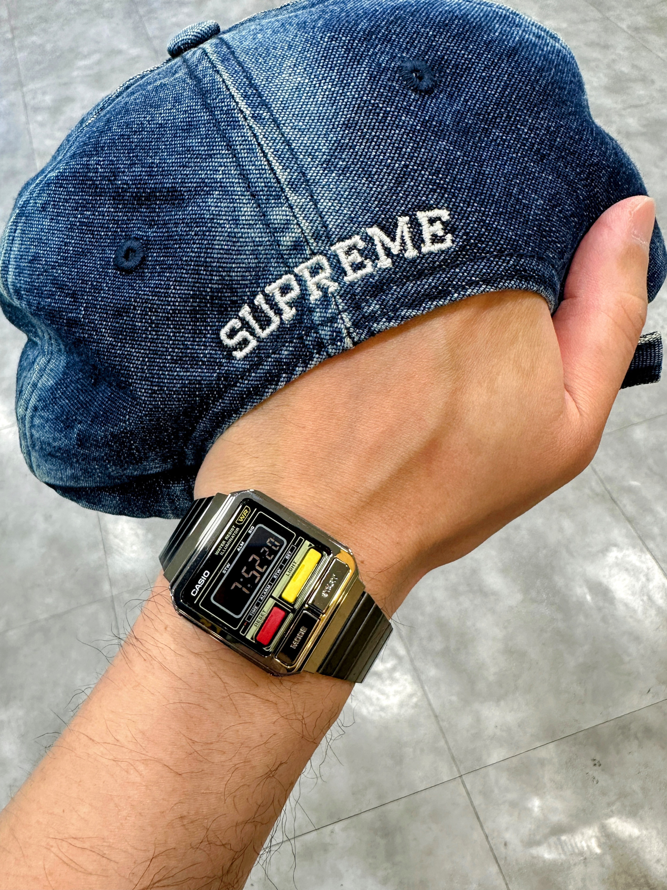 Supreme Cordura Denim S Logo 6-Panel Bleached Indigo - 25SS 착용 스타일