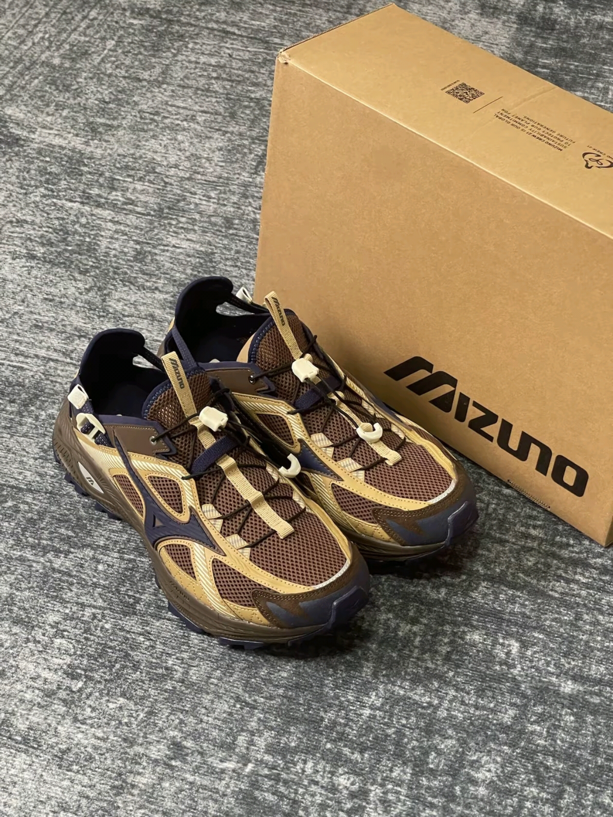Mizuno Racer Trail SE Brown 착용 스타일