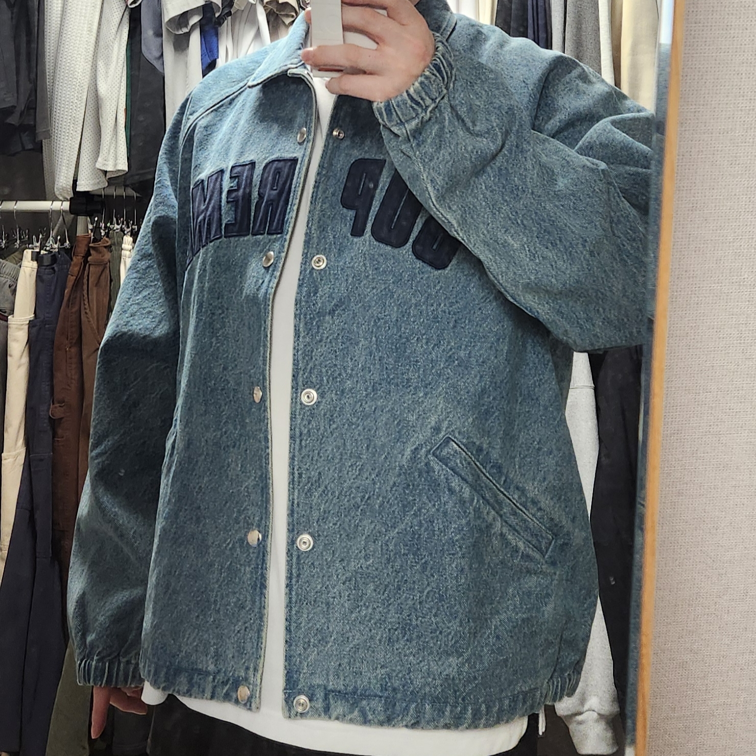 Supreme Arc Denim Coaches Jacket Washed Indigo - 25SS 착용 스타일 - 2