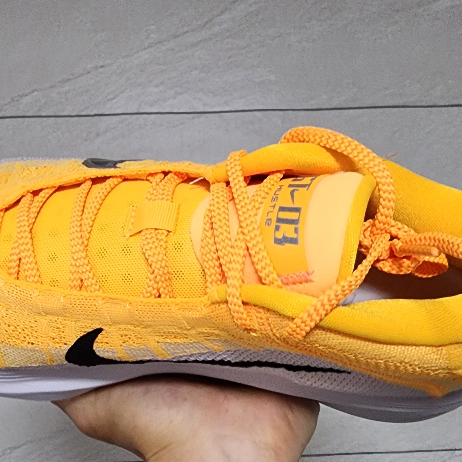 Nike Air Zoom G.T. Hustle 3 EP Laser Orange Metallic Silver 착용 스타일
