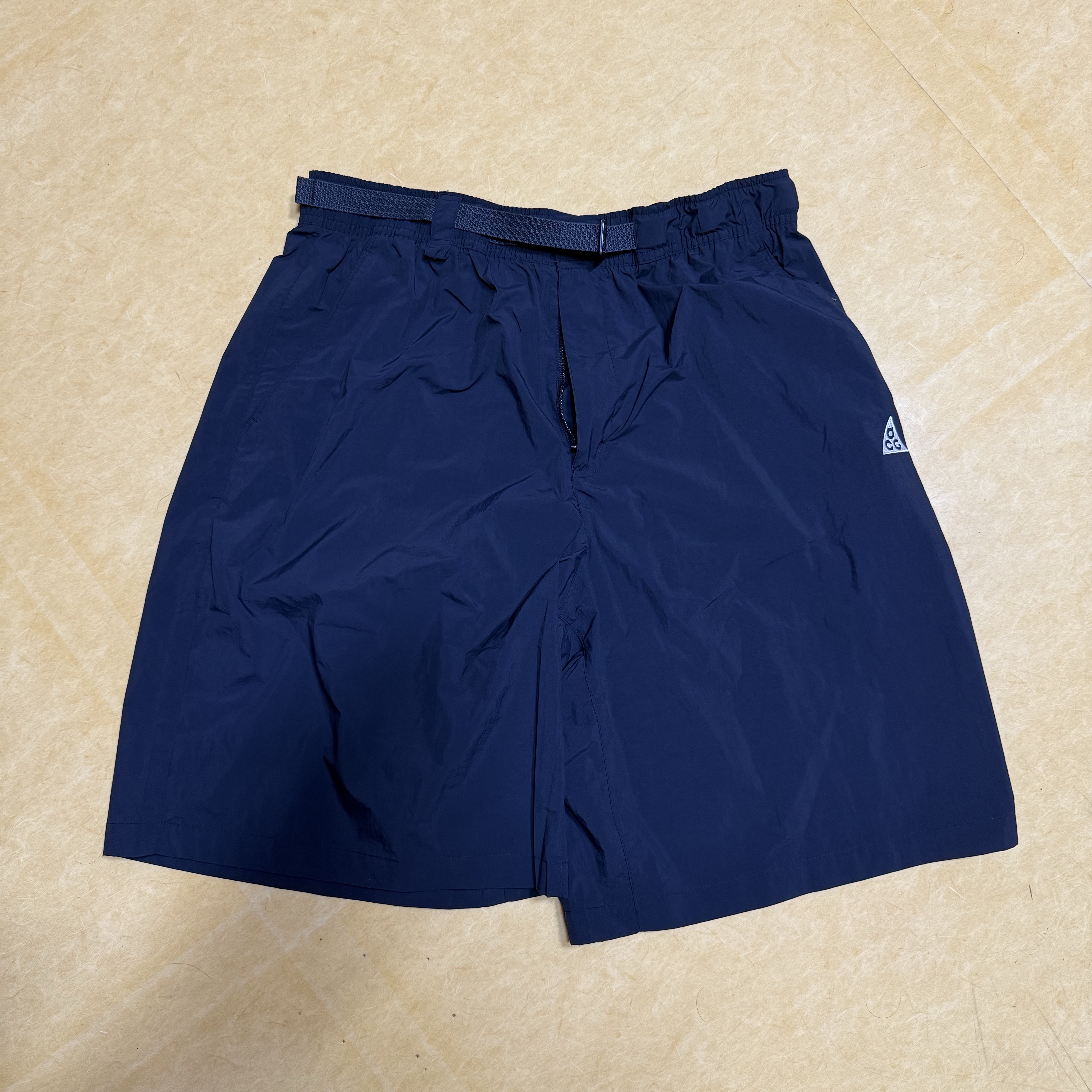 Nike ACG Orb Weaver UV Repel Oversized Shorts Black Anthracite - Asia 착용 스타일