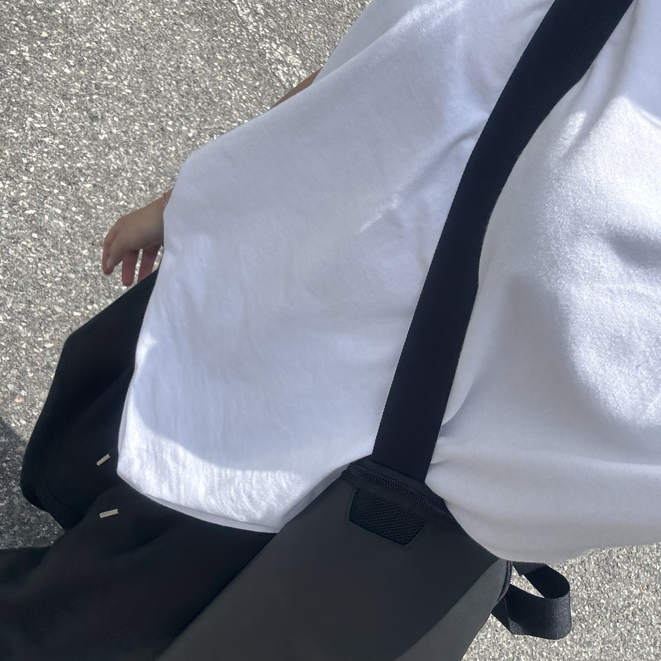 Nike Brasilia 9.5 Training Duffle Bag Small 41L Black, Nike Air Force 1 '07 Low White 착용 스타일 - 2