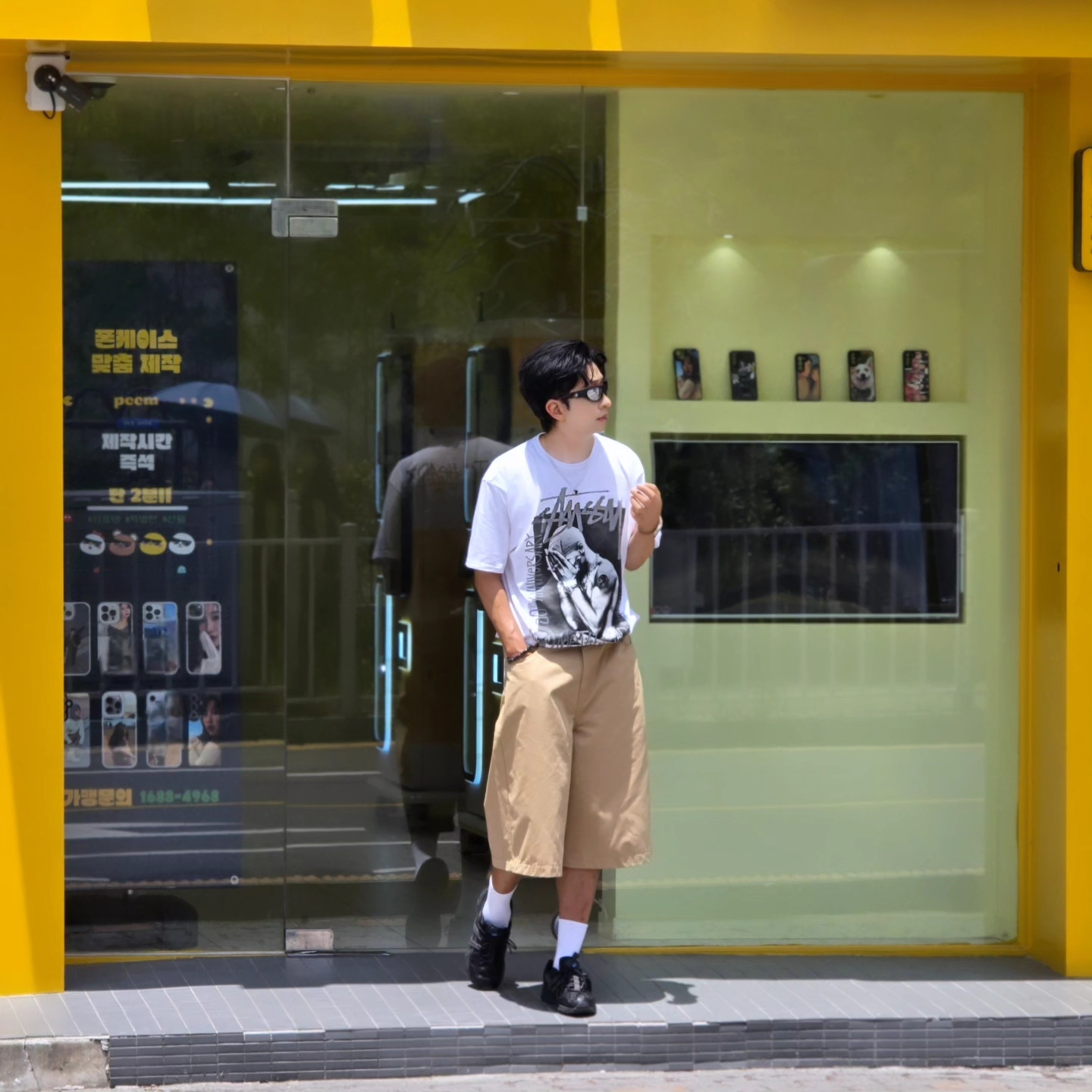 Stussy x Goldie Metalheadz 30 T-Shirt White, Asics Gel-Sonoma 15-50 Black Obsidian Grey 착용 스타일 - 8