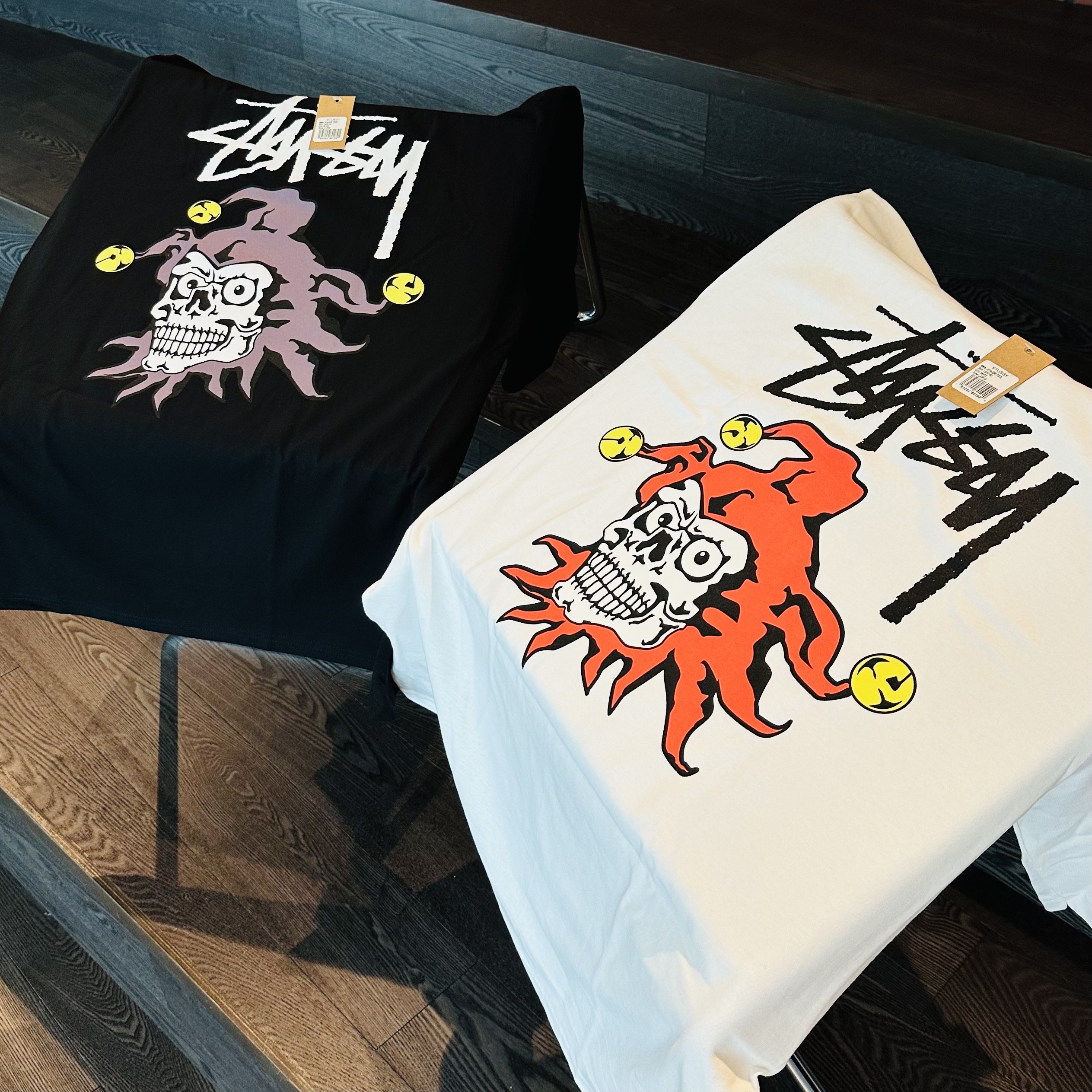 Stussy Joker T-Shirt White, Stussy Joker T-Shirt Black 착용 스타일 - 2