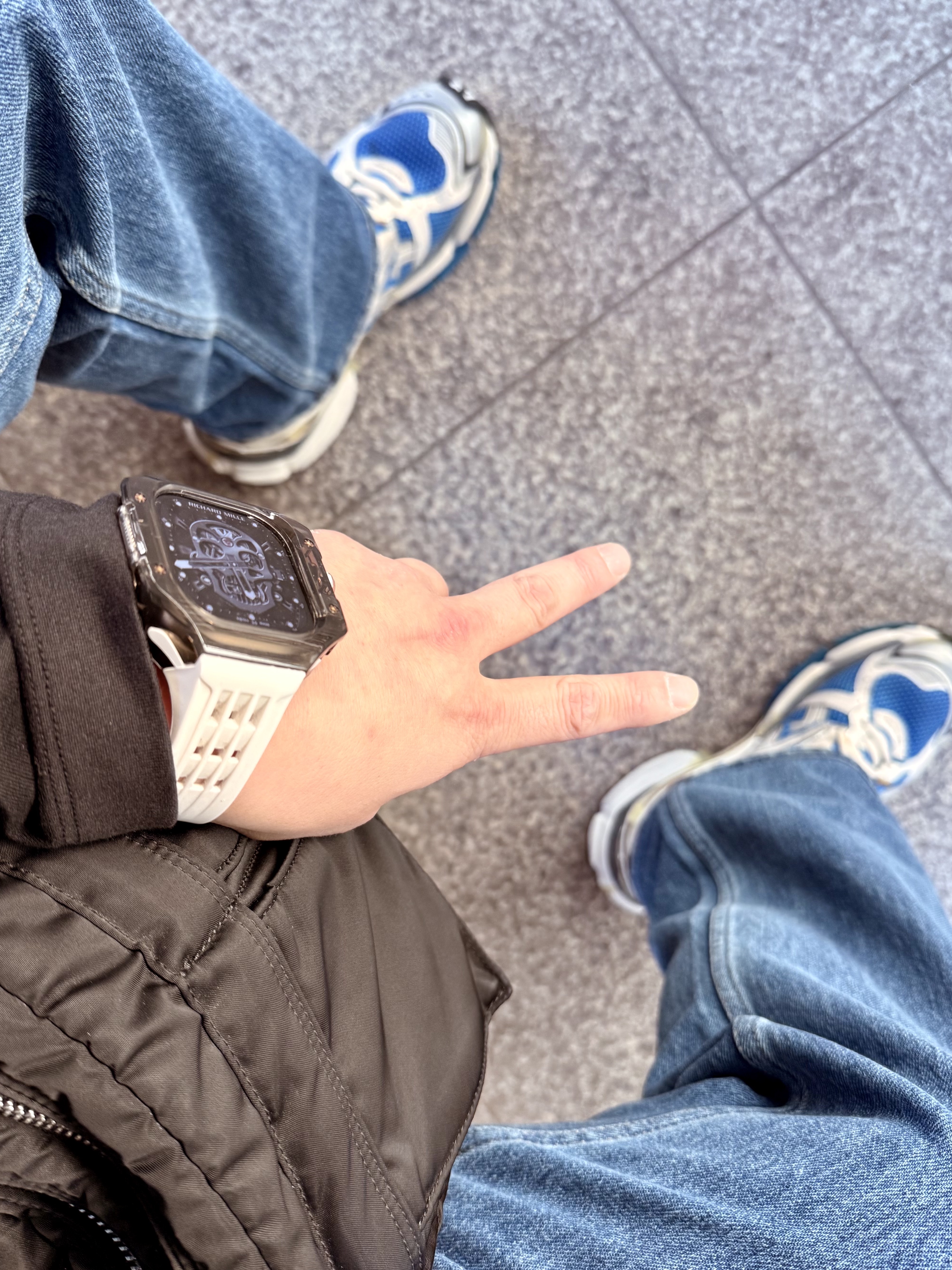 Wooyoungmi Long Straight Denim Pants Blue - 23SS, Balenciaga Runner Sneakers Blue White 착용 스타일