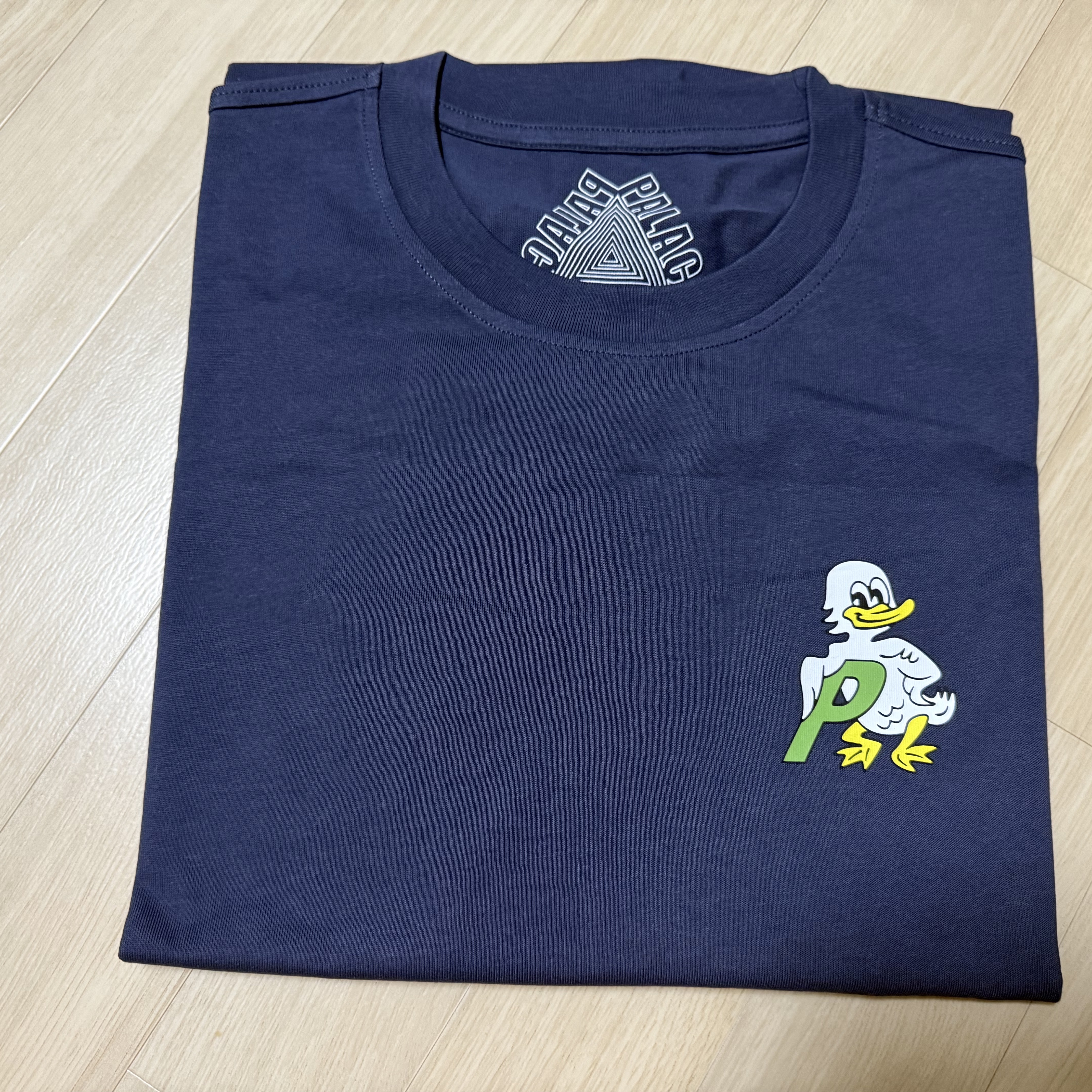 Palace Duck Off T-Shirt Navy - 25SS 착용 스타일 - 2