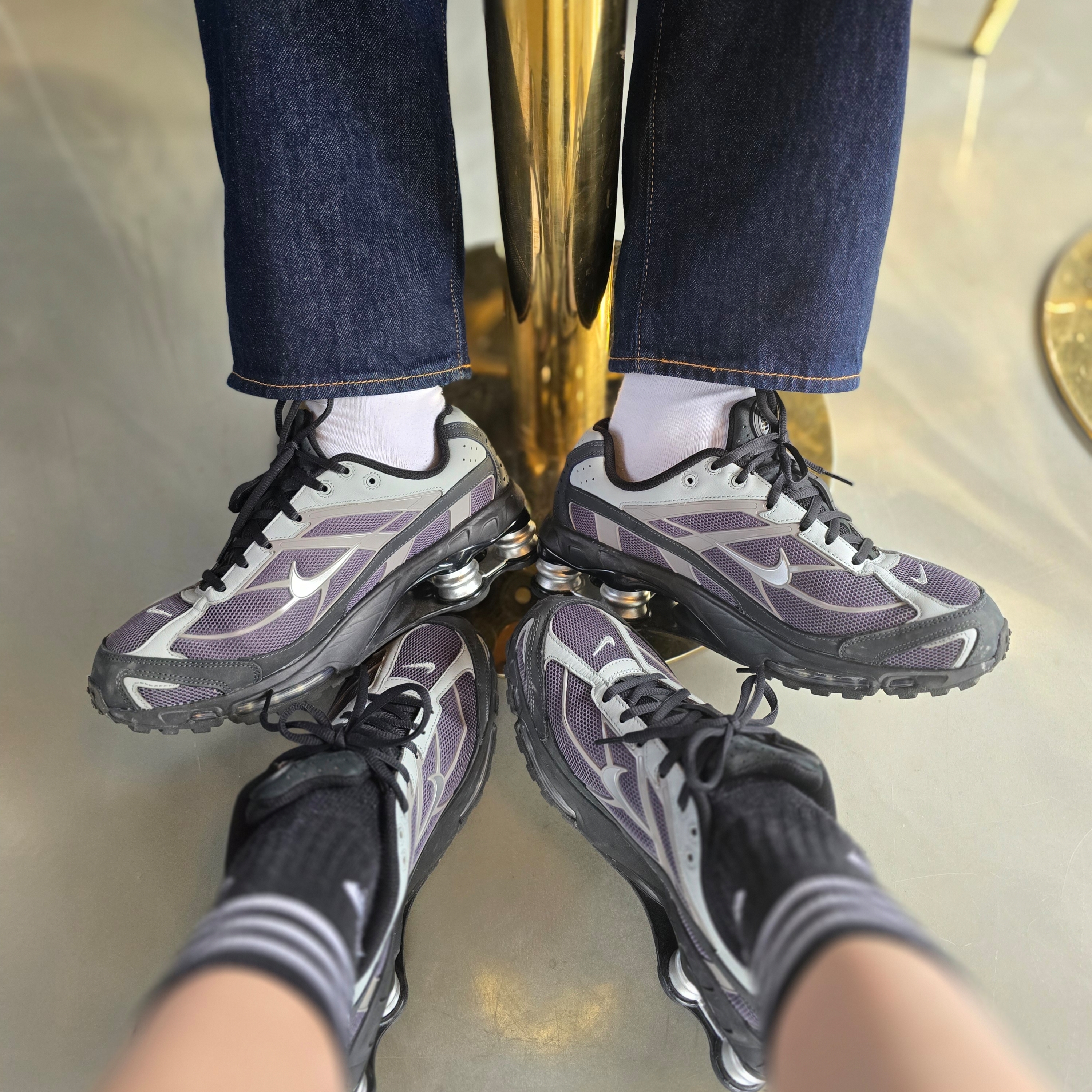 Nike Shox Ride 2 Light Graphite Anthracite 착용 스타일