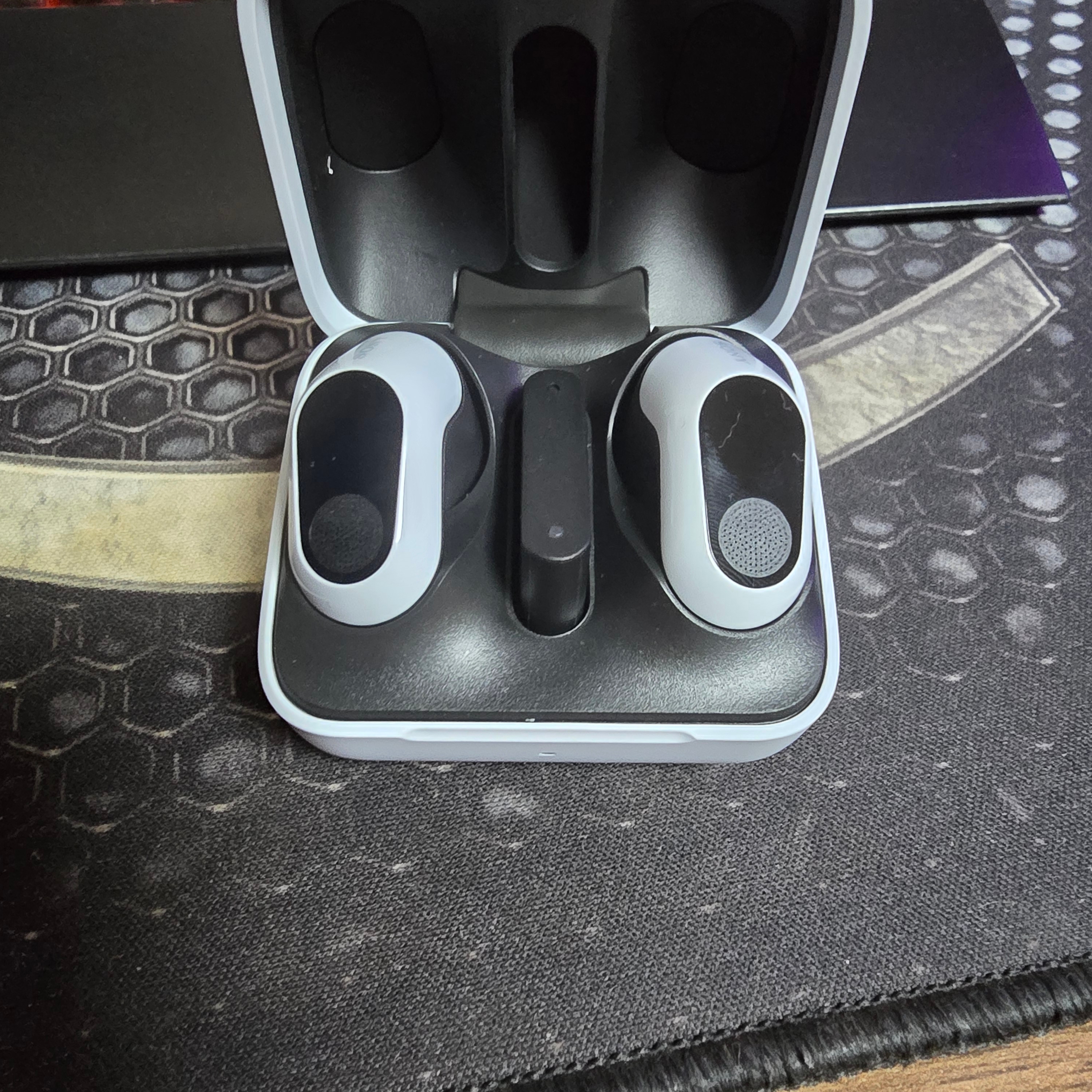 Sony INZONE Buds White (Sony Korea Ver.) 착용 스타일