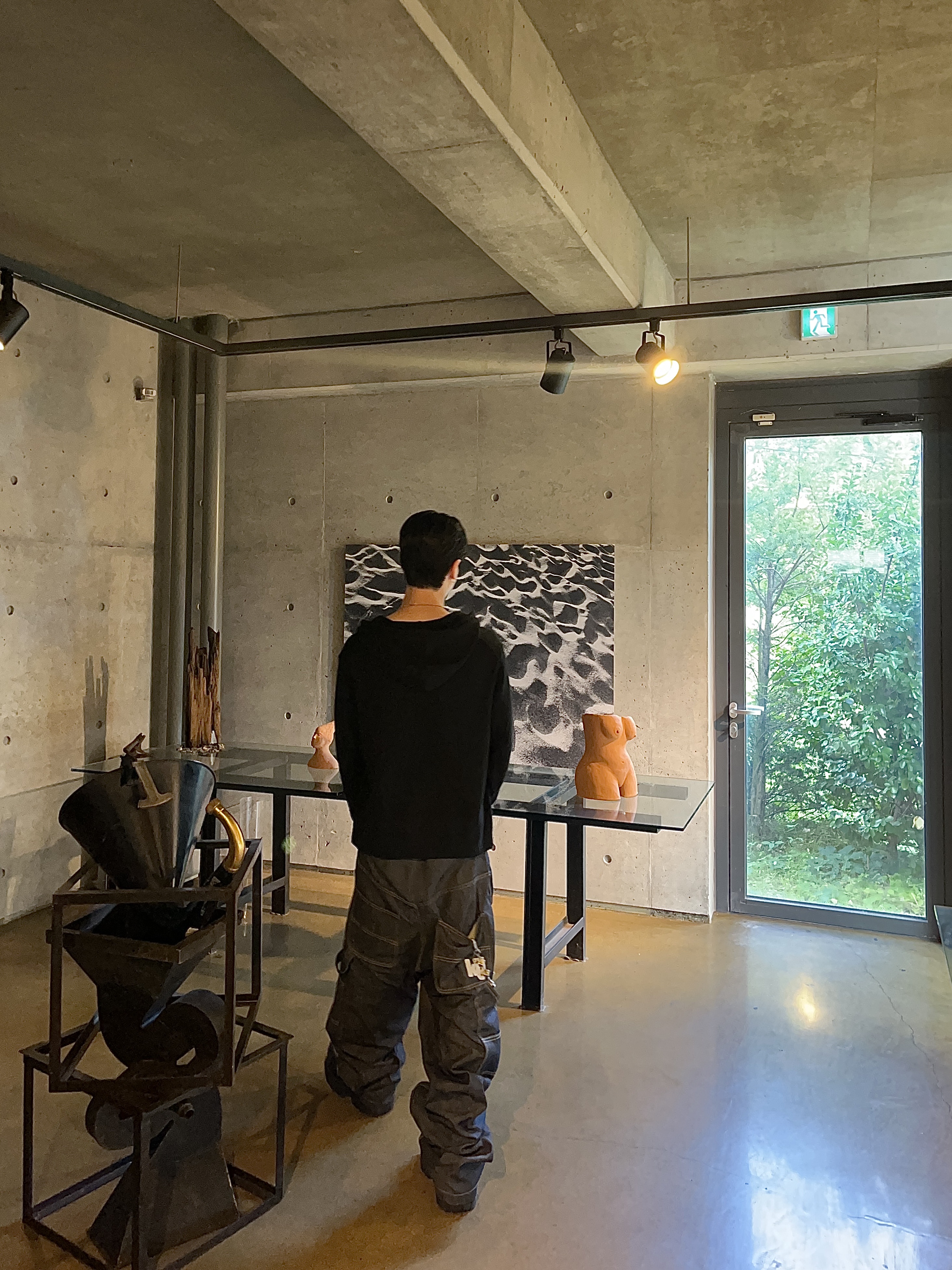 GRAILZ x KOIN SEOUL Carpenter Raw Denim Pants Indigo 착용 스타일 - 2