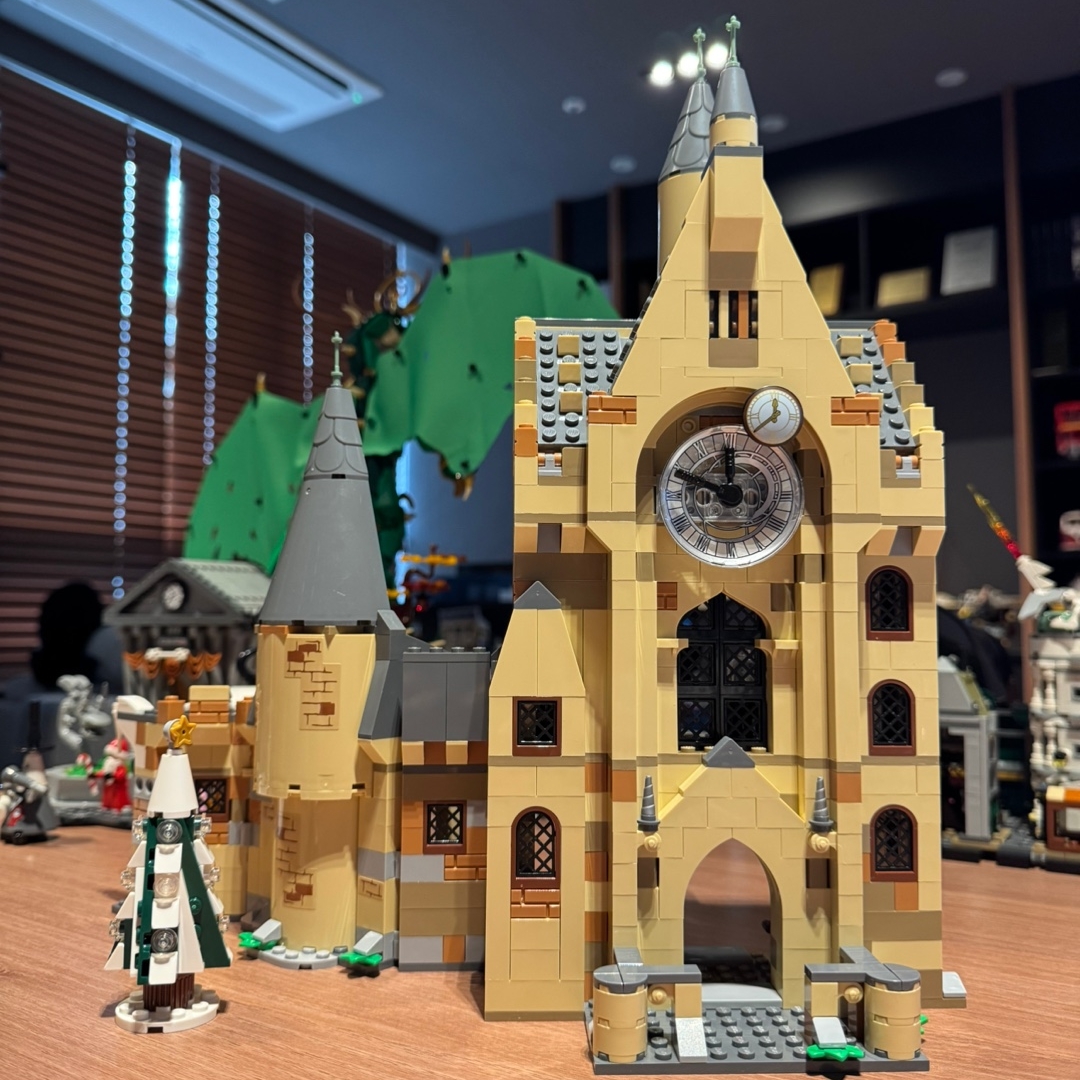 Lego Harry Potter Hogwarts Clock Tower 착용 스타일