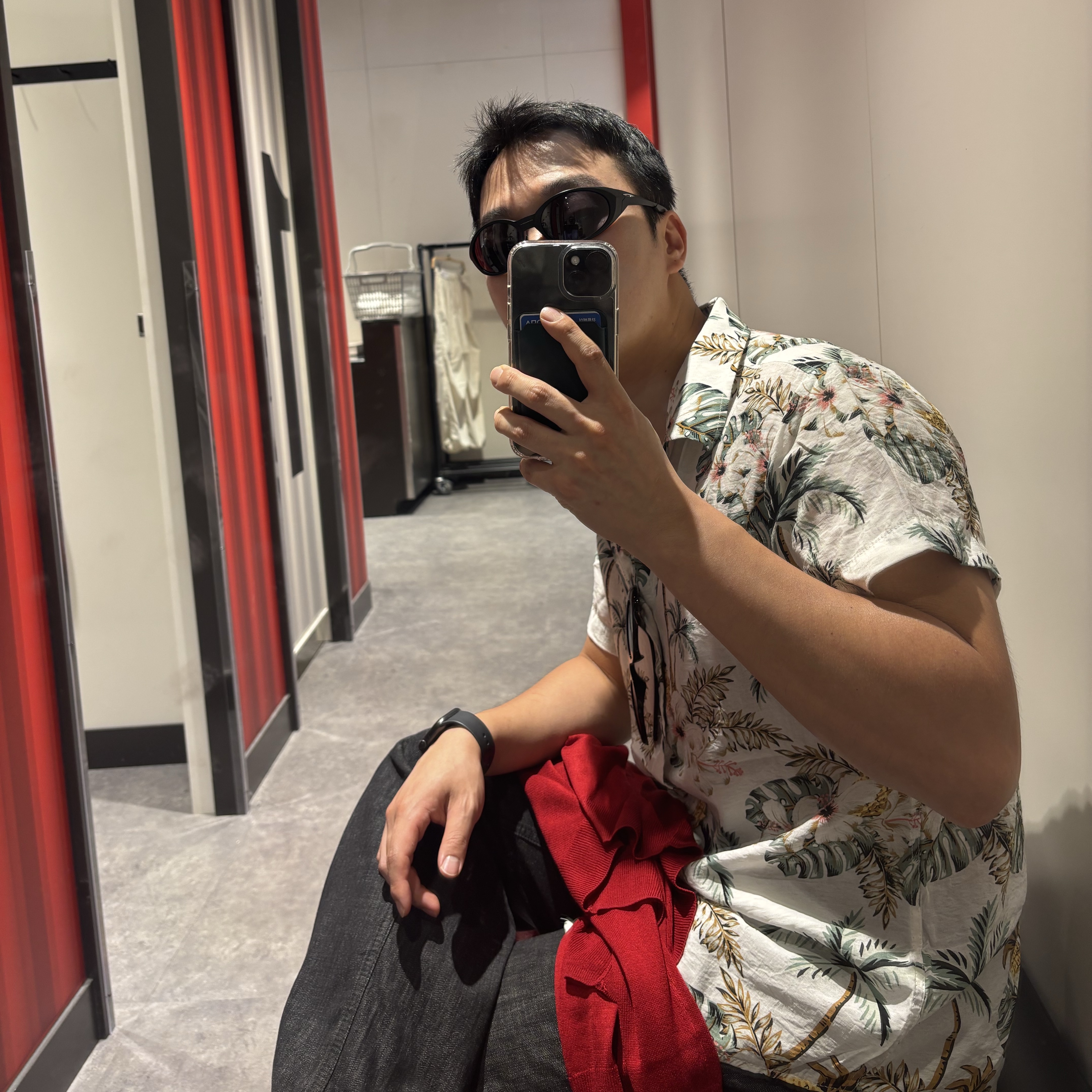Oakley Eye Jacket Redux Matte Black Frame Prizm Grey Lenses High Bridge Fit, Ray-Ban DADDY-O II Polished Black Frame Green Classic G-15 Lenses 착용 스타일