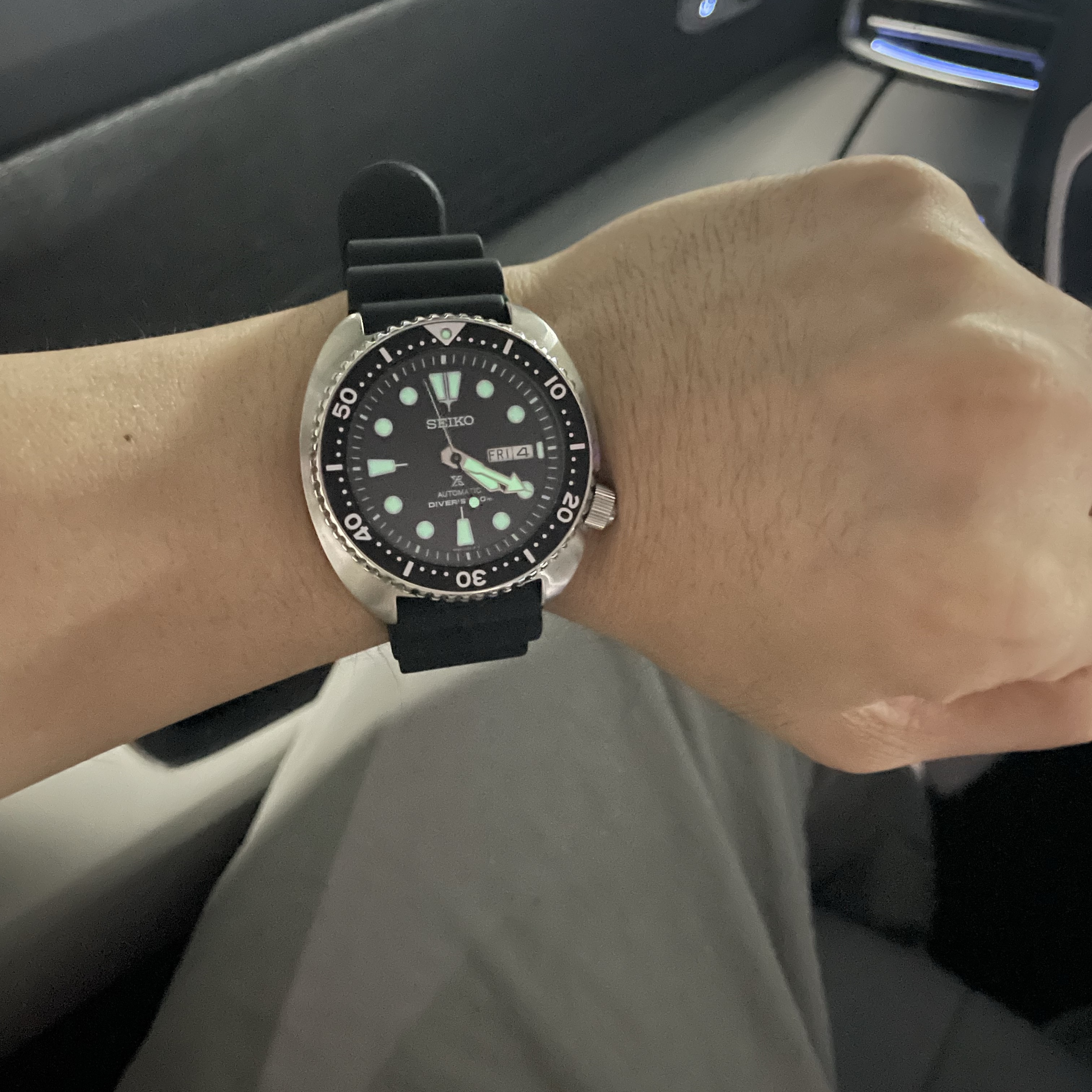 Seiko Prospex SRPE93 Black 착용 스타일