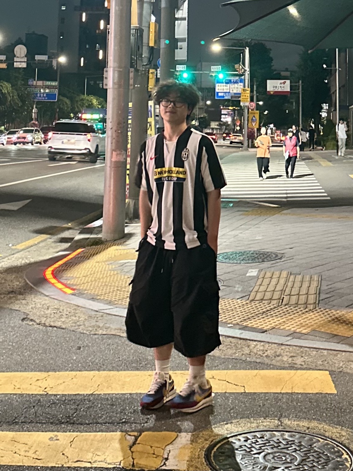 Adidas Juventus 2024/25 Home Jersey White Black - KR Sizing (Non Marking Ver.), Adidas Juventus 25/26 Home Jersey White Black - KR Sizing (Non Marking Ver.) 착용 스타일