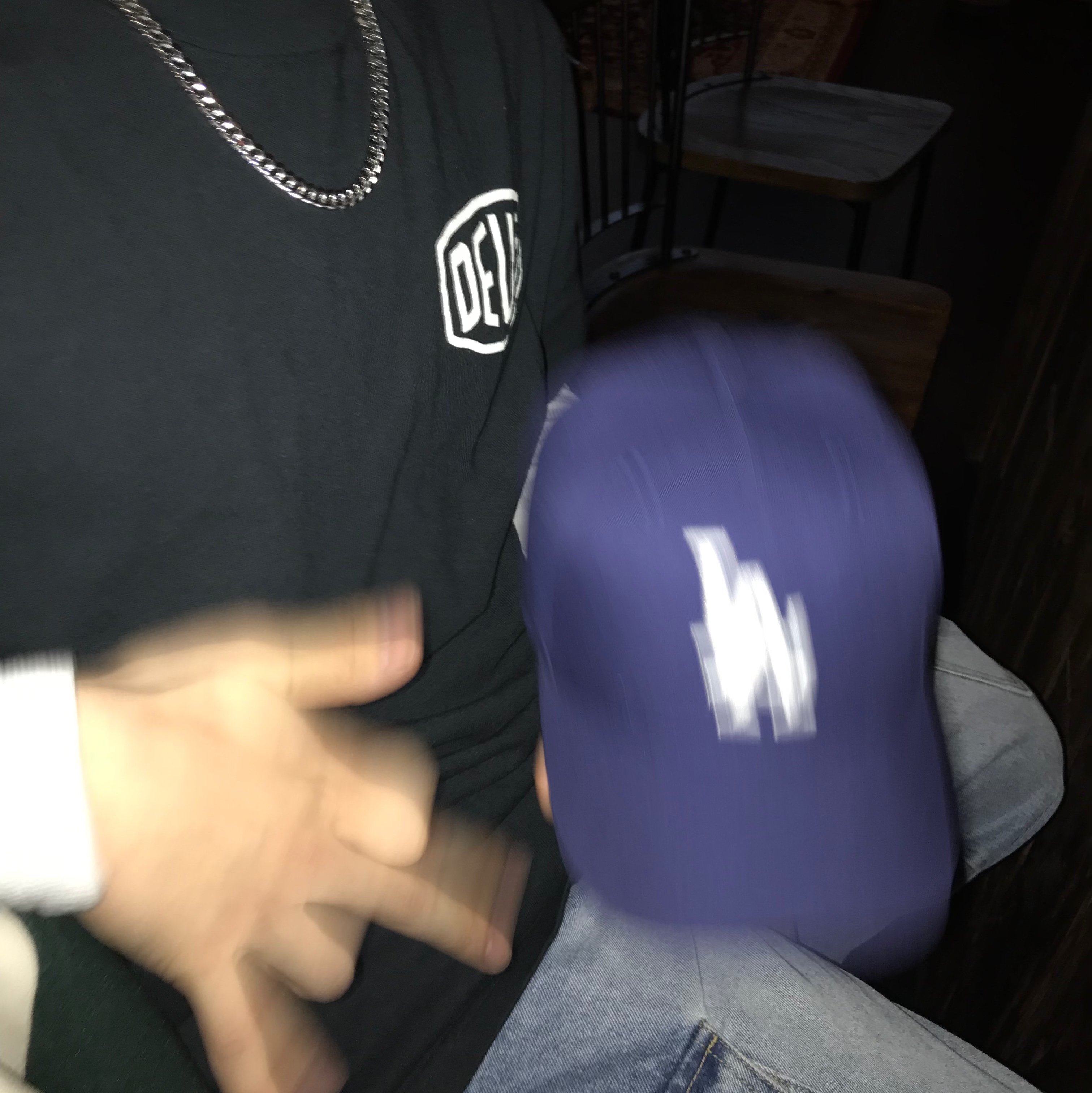 New Era MLB LA Dodgers Basic Size Cap Light Navy, Deus Ex Machina Tokyo Harajuku Address T-Shirt Black 착용 스타일 - 1