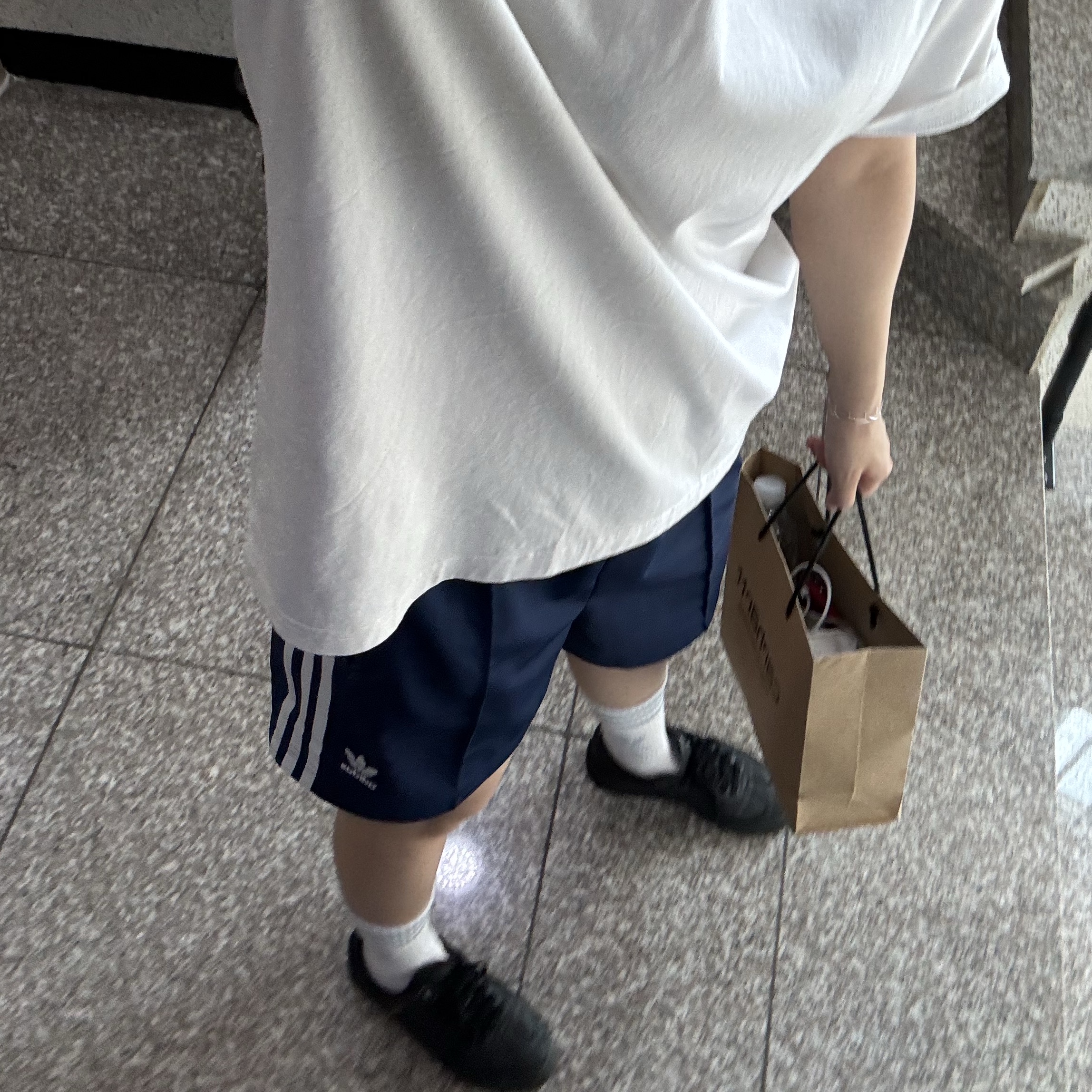 (W) Adidas Firebird Shorts Dark Blue - KR Sizing 착용 스타일 - 2
