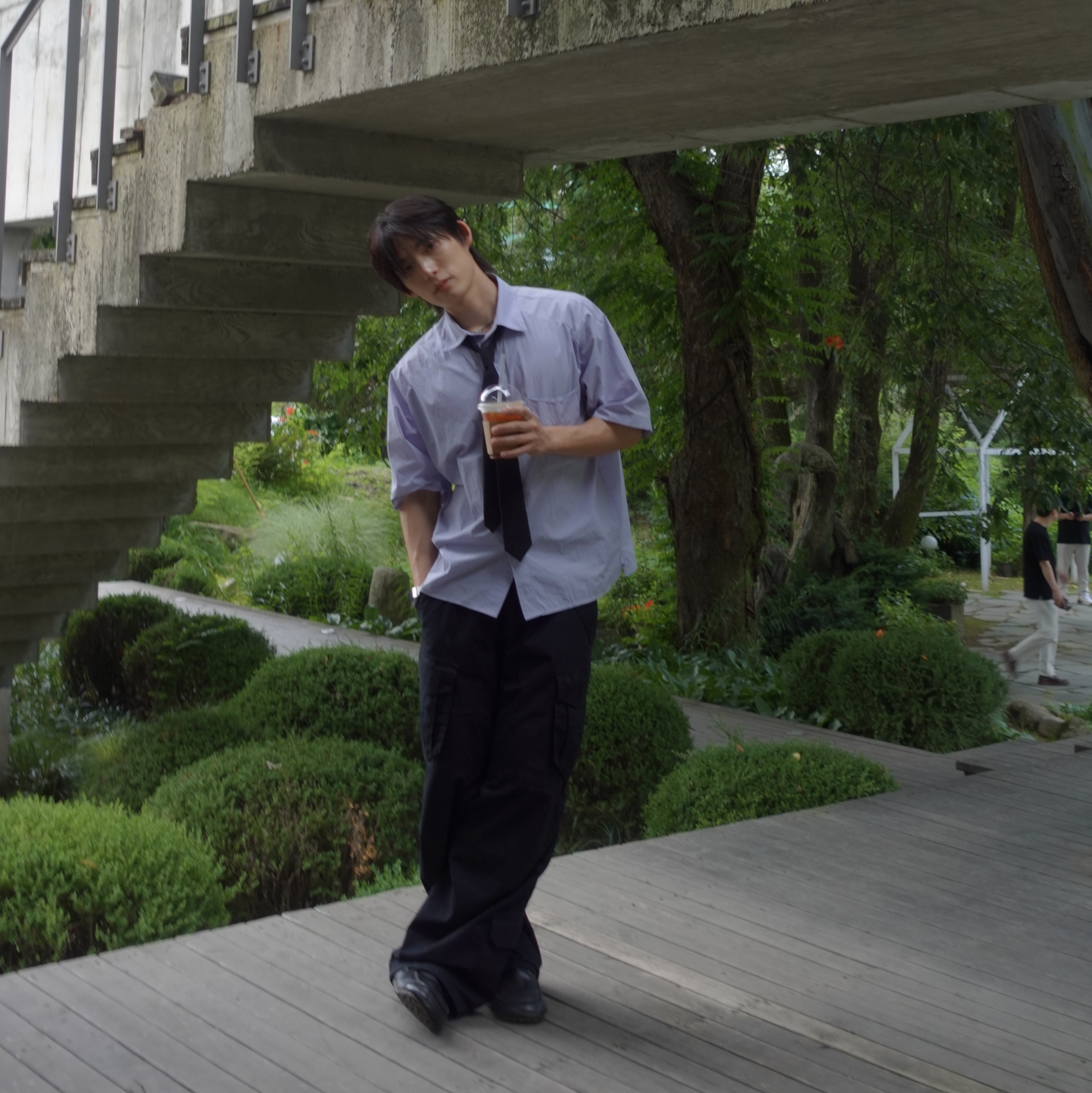 Flavorism VTG Washed Cargo Pants Black 착용 스타일 - 4