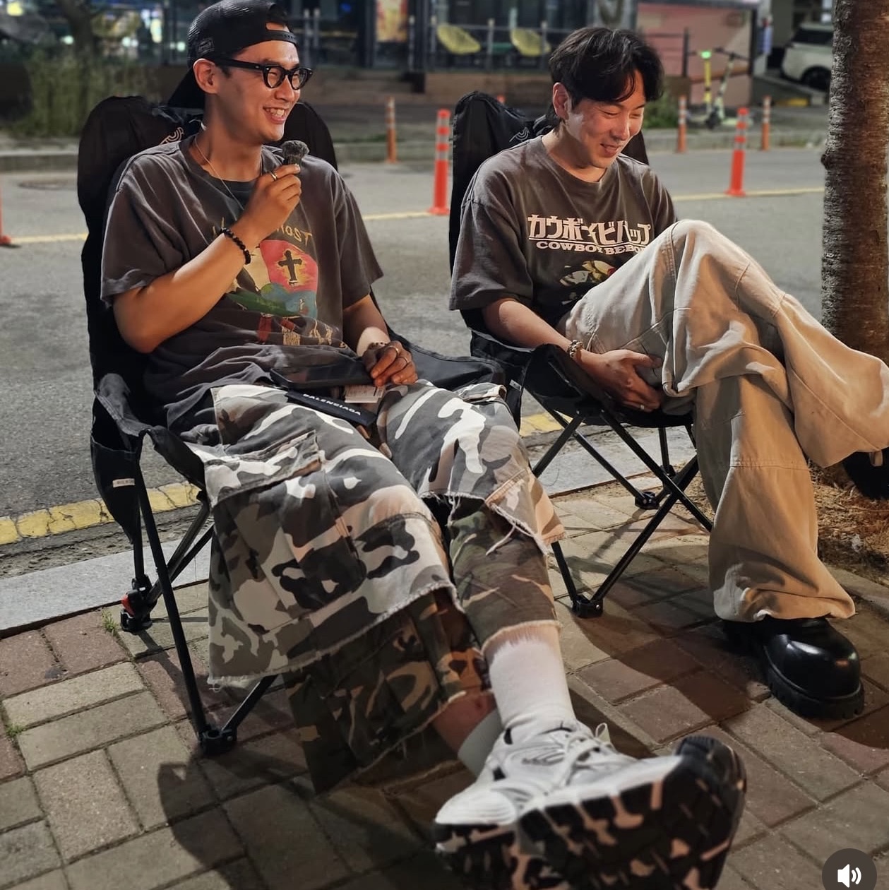 Saint Mxxxxxx x Cowboy Bebop S/S T-Shirt Black - 25SS, Balenciaga 10XL Sneakers White Grey Silver Black 착용 스타일