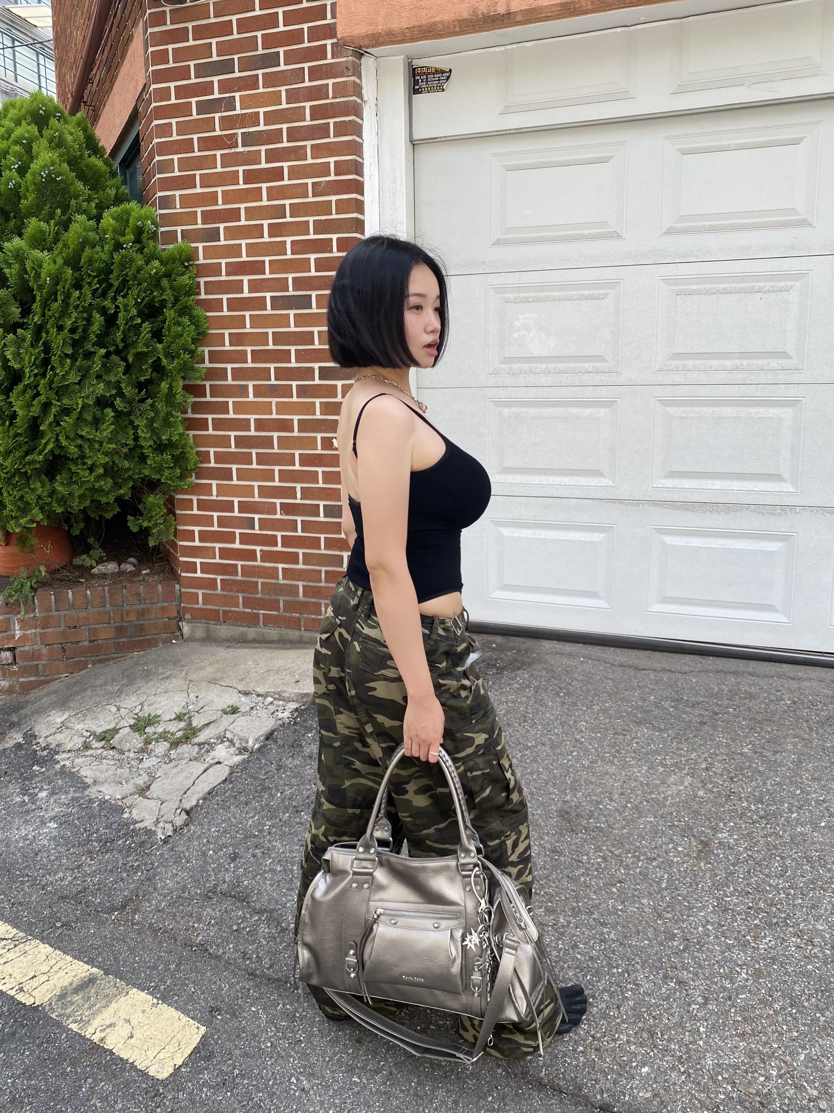 Dominant 2Way Zip-Off Camo Pants, Vibram Fivefingers V-Alpha Black 착용 스타일