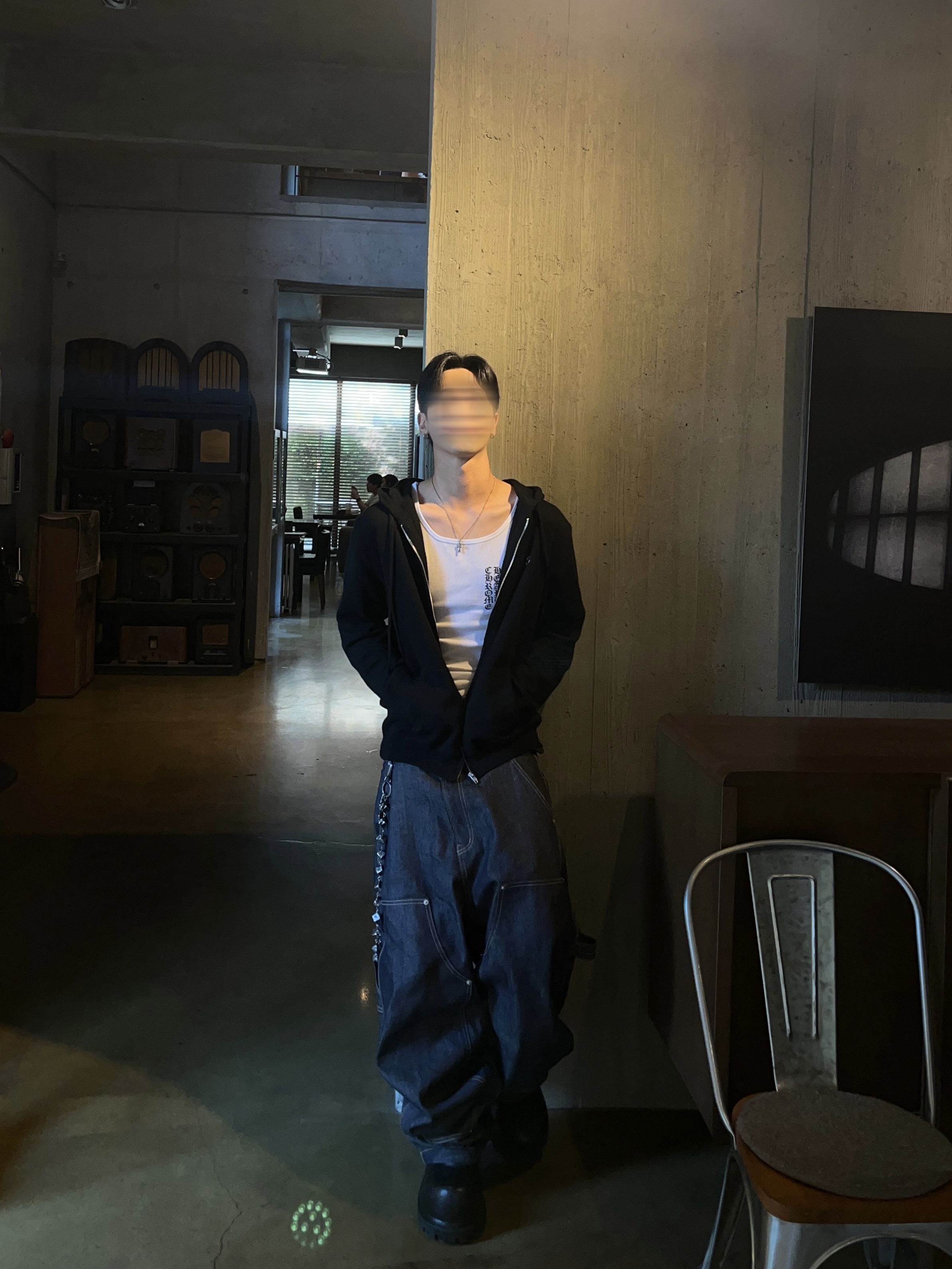 GRAILZ x KOIN SEOUL Carpenter Raw Denim Pants Indigo 착용 스타일 - 1