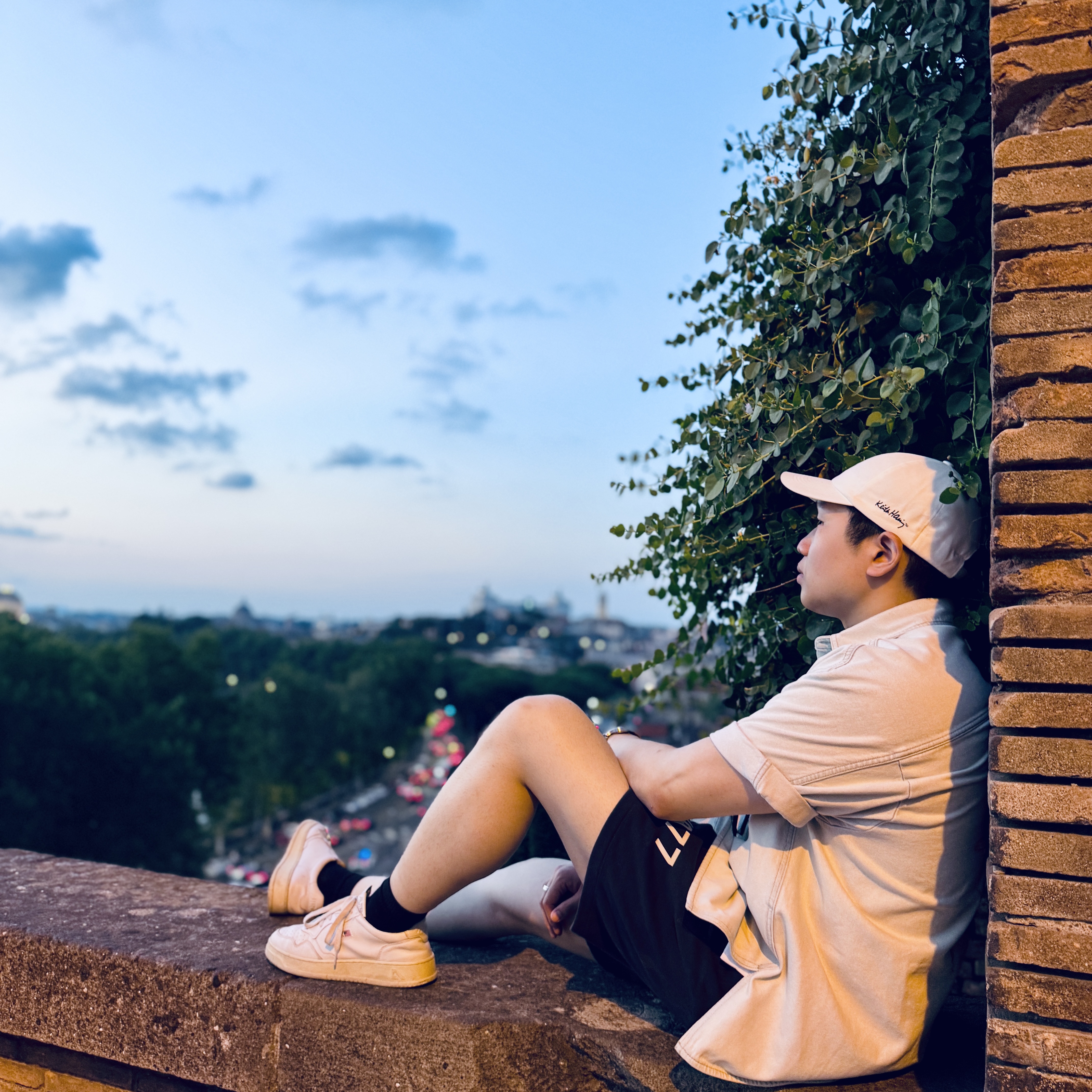 Essentials 1977 Shorts Iron - 22SS, Wooyoungmi Short Sleeve Flower Shirt Blue - 24SS 착용 스타일 - 1