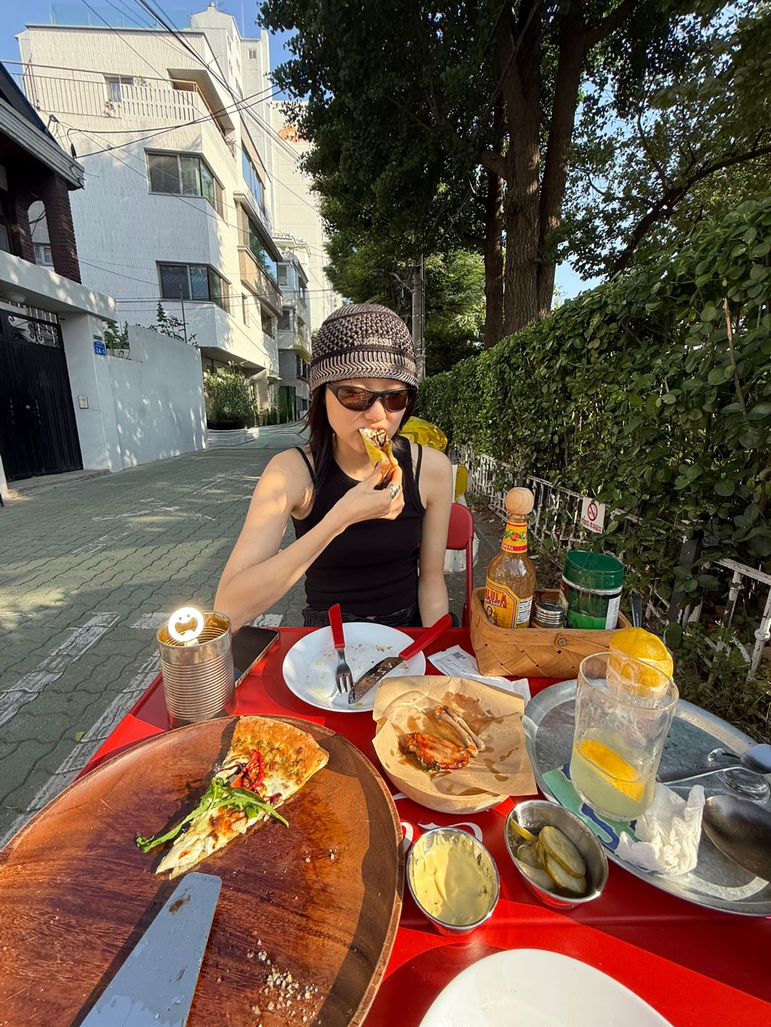 Atiissu Classy Beanie Khaki 착용 스타일 - 2