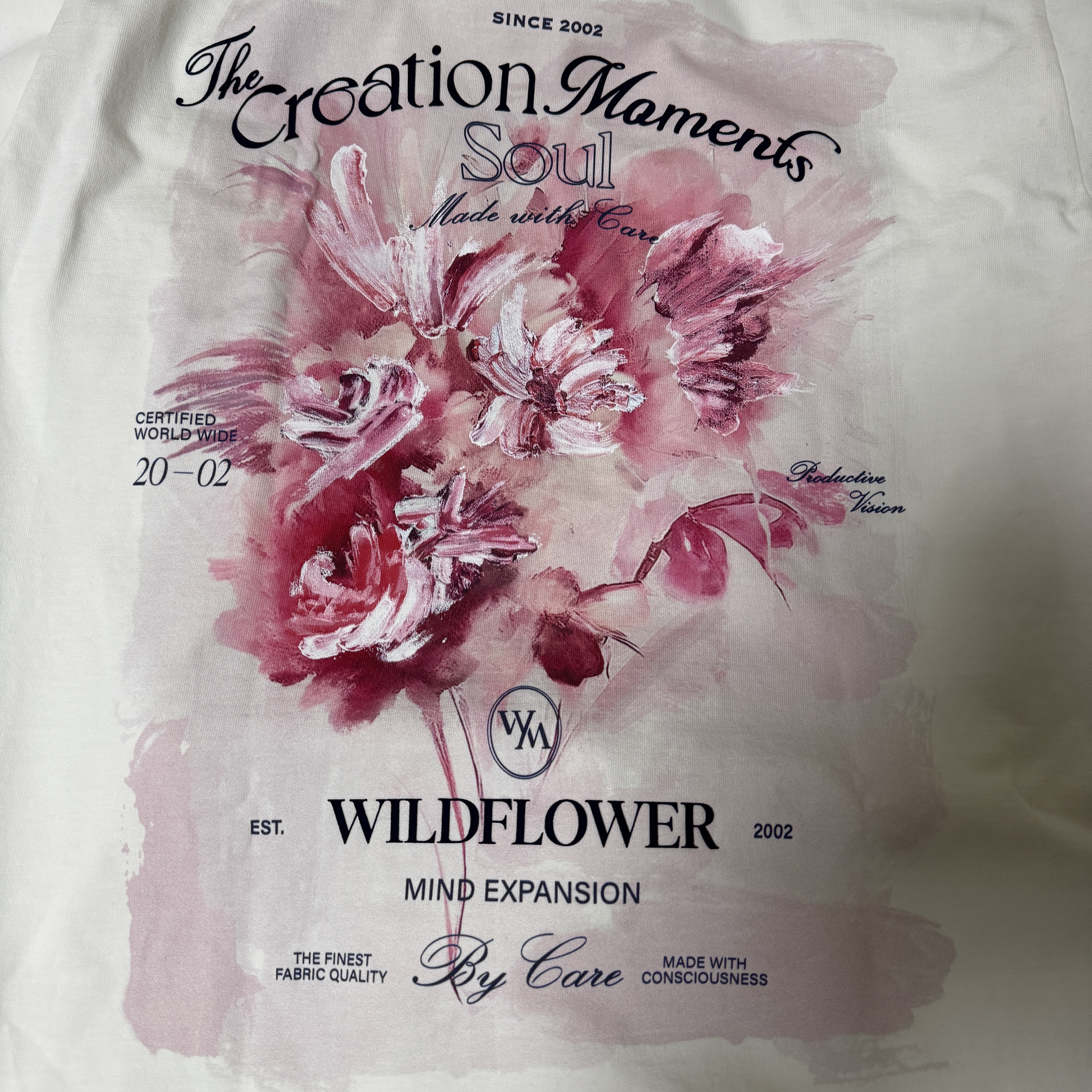 Wooyoungmi Flower Back Logo T-Shirt Ivory - 25SS 착용 스타일