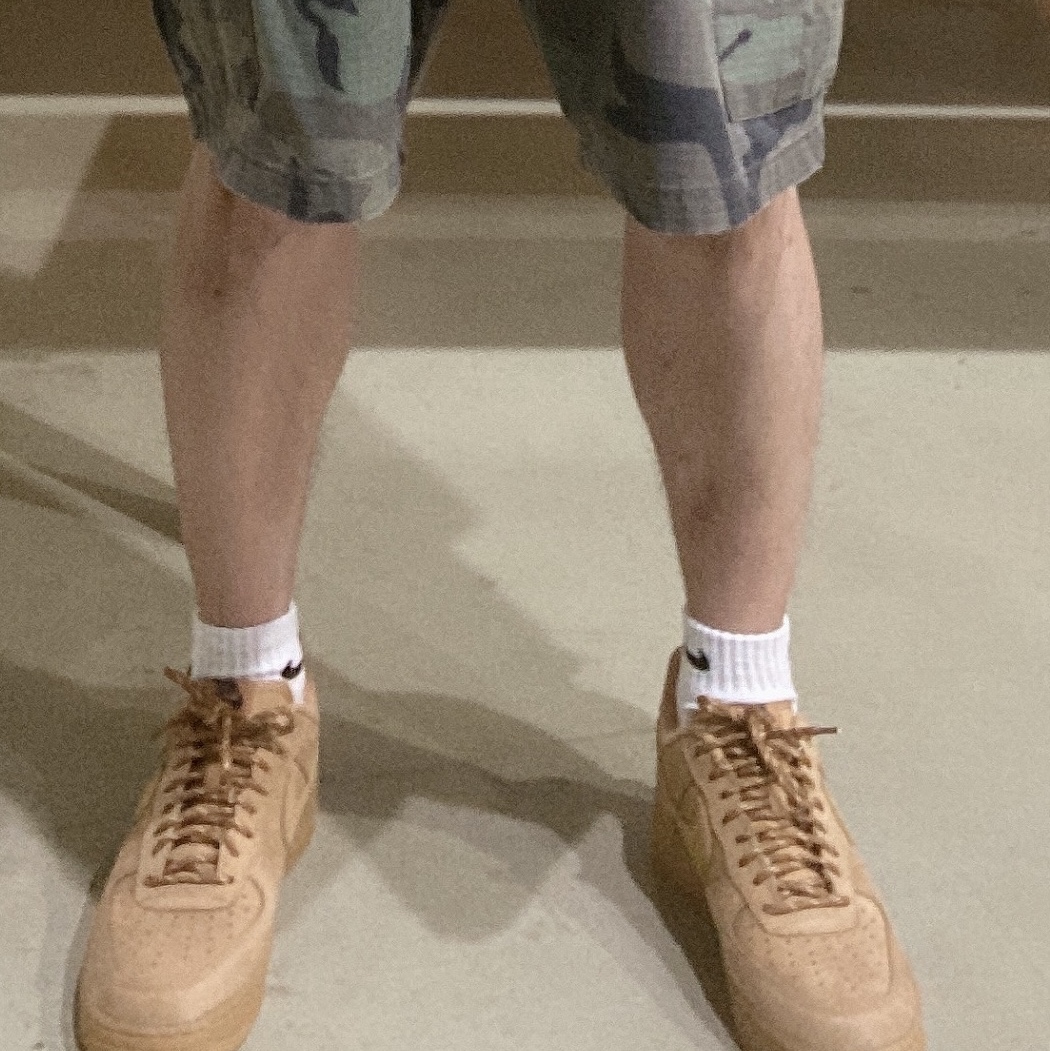 Nike Air Force 1 '07 WB Flax 착용 스타일