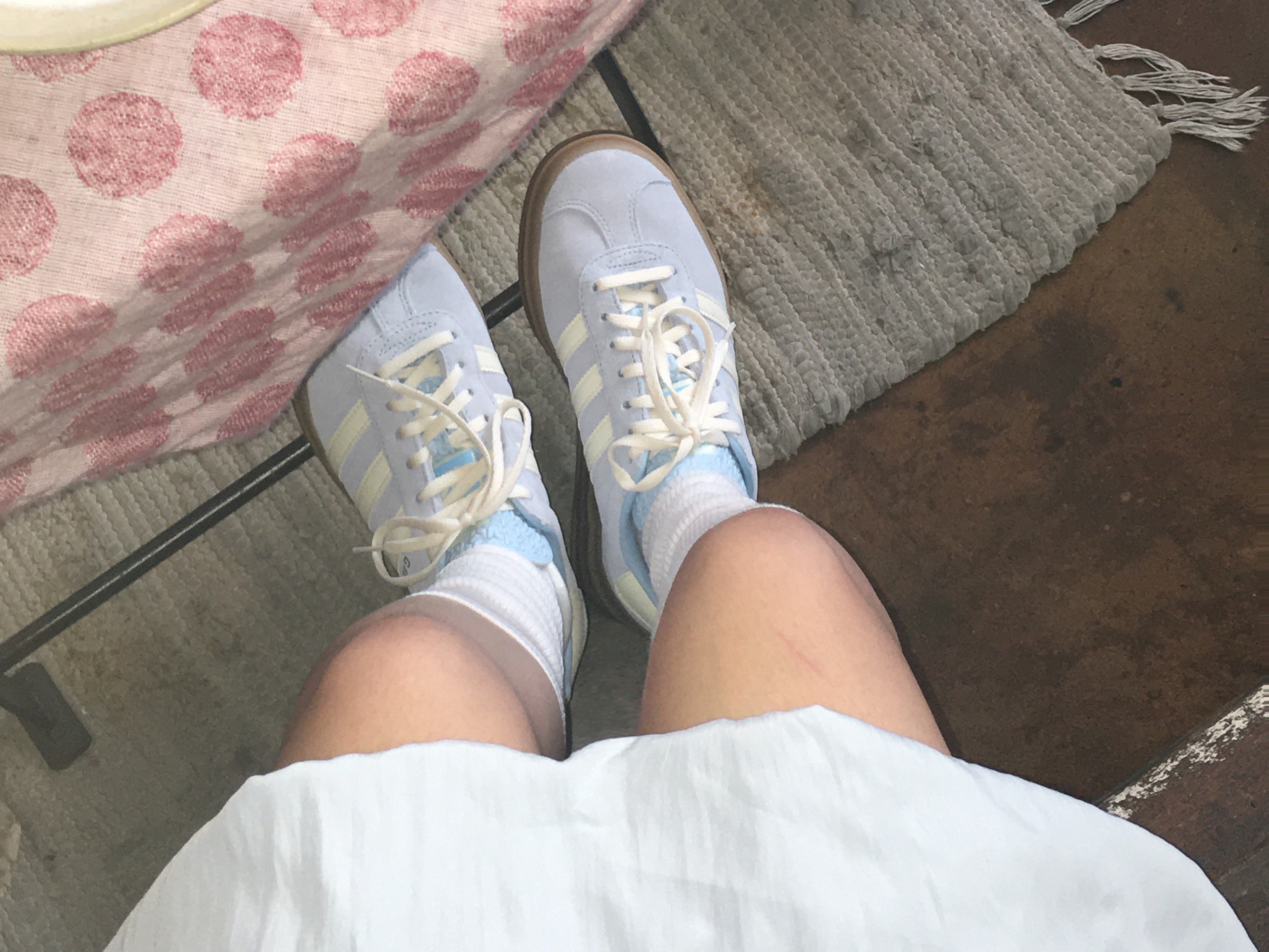 (W) Adidas Gazelle Bold Clear Sky Cream White 착용 스타일 - 1