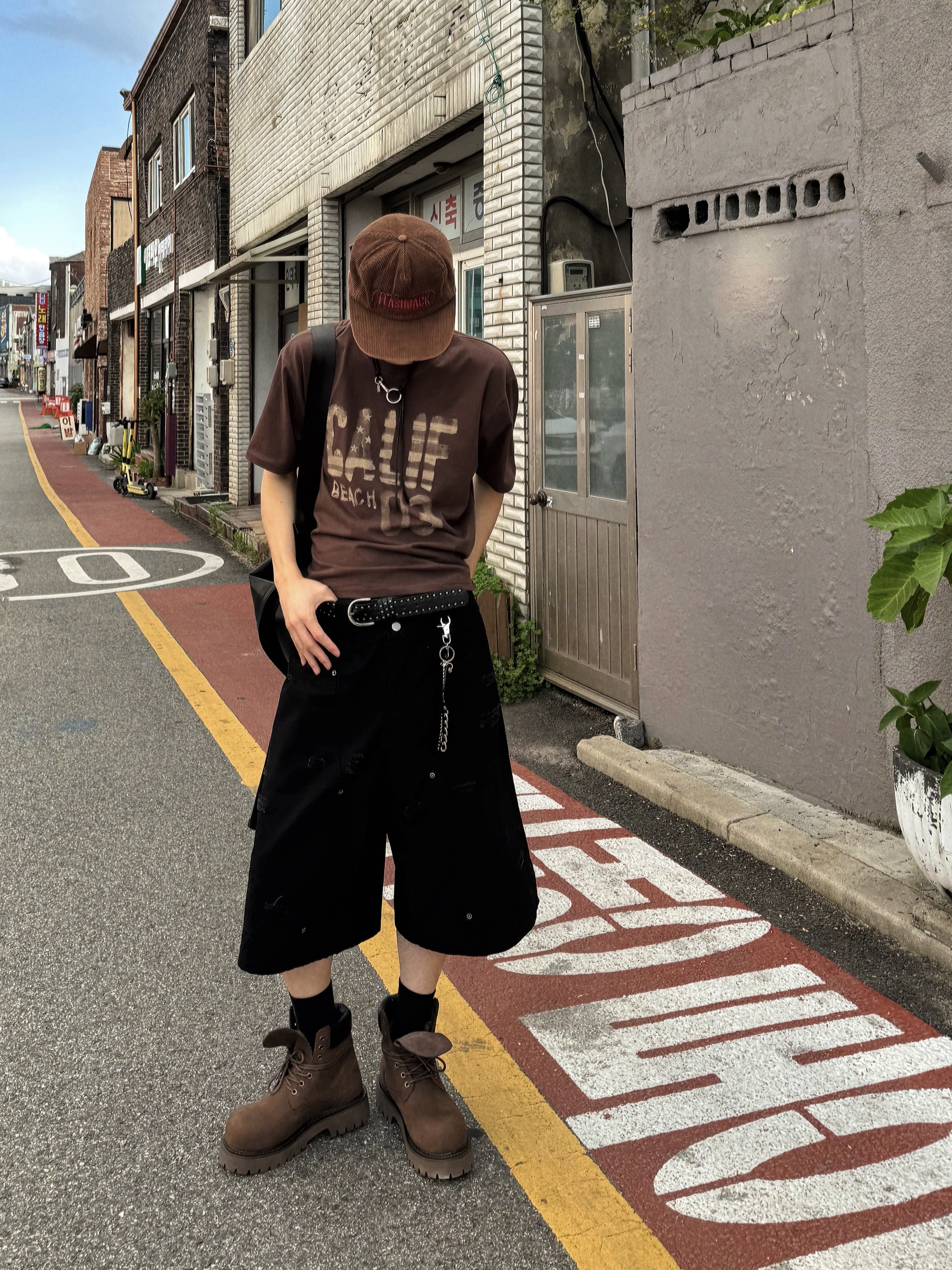 LOSTGARDEN Route Brown 착용 스타일 - 1