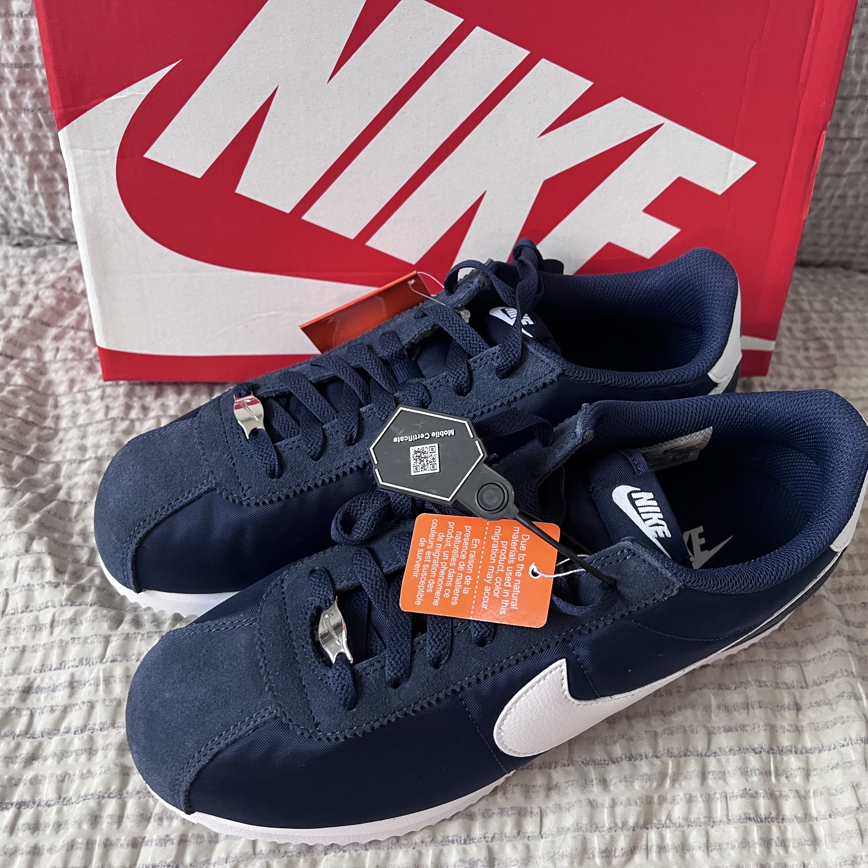 Nike Cortez TXT Midnight Navy White 착용 스타일