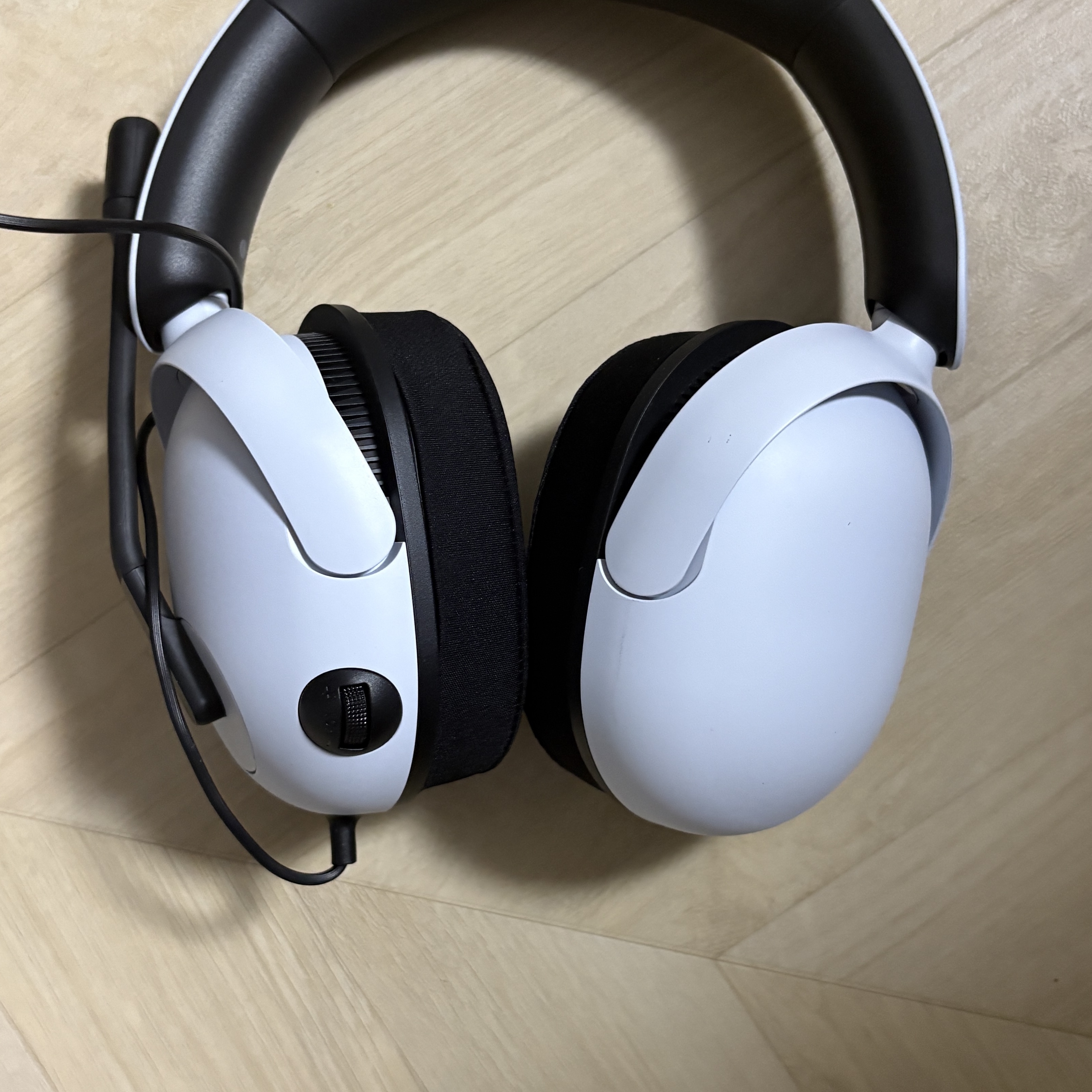 Sony INZONE H3 White (Sony Korea Ver.) 착용 스타일