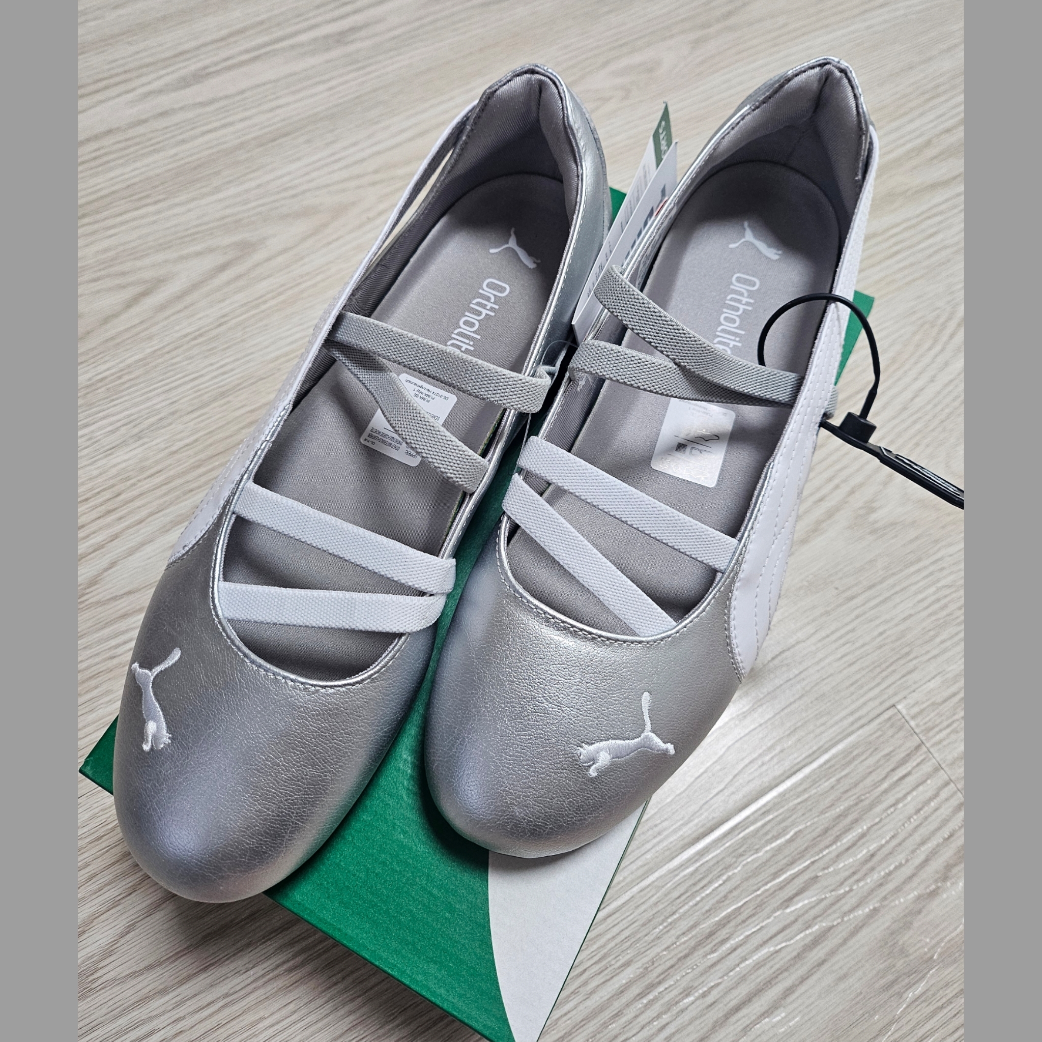(W) Puma Speedcat Ballet Metallic Puma Silver Puma White 착용 스타일 - 1